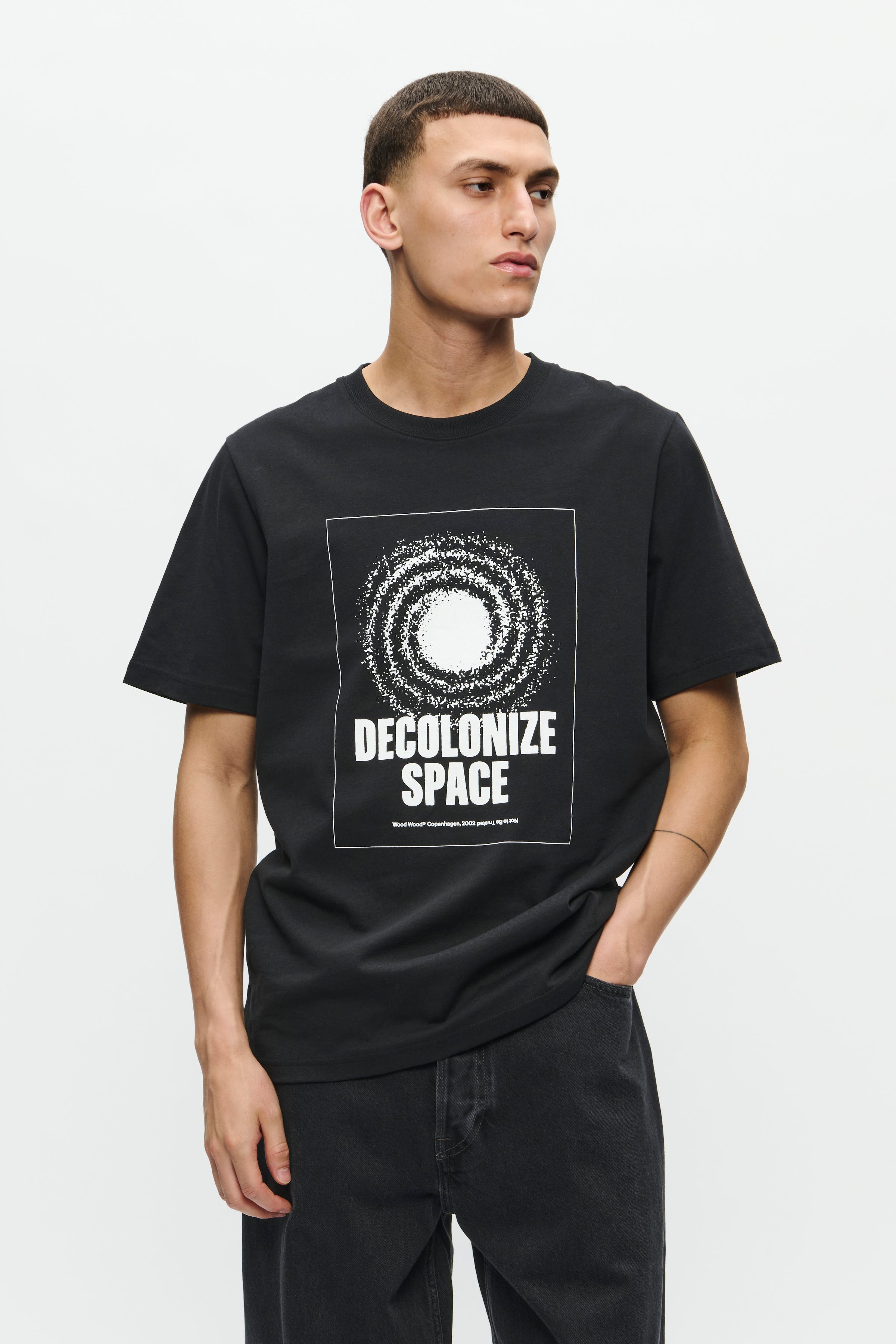 WWBobby T-shirt LOOKBOOK FRONT 30251561-303700