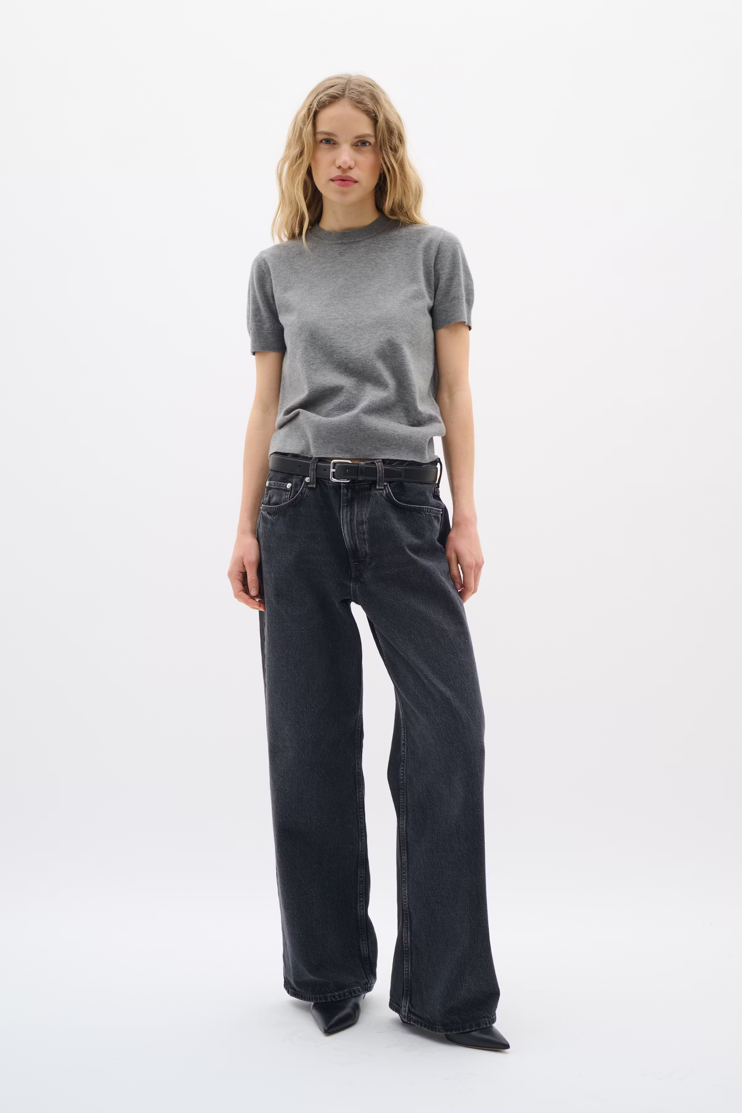 KellsieIW Pullover LOOKBOOK FRONT 30109743-301744