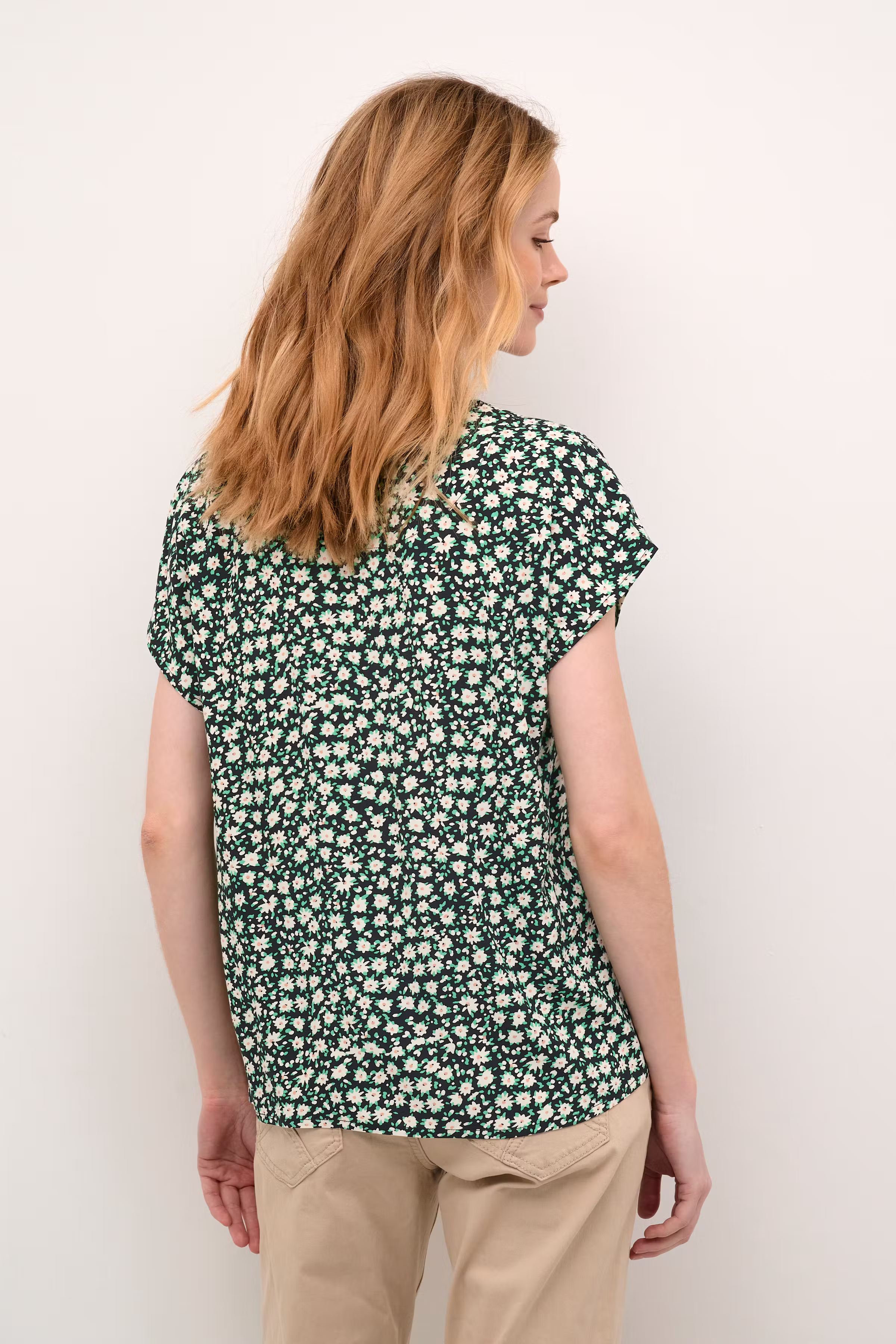 CRTiah Blouse LOOKBOOK BACK 10611288-106206