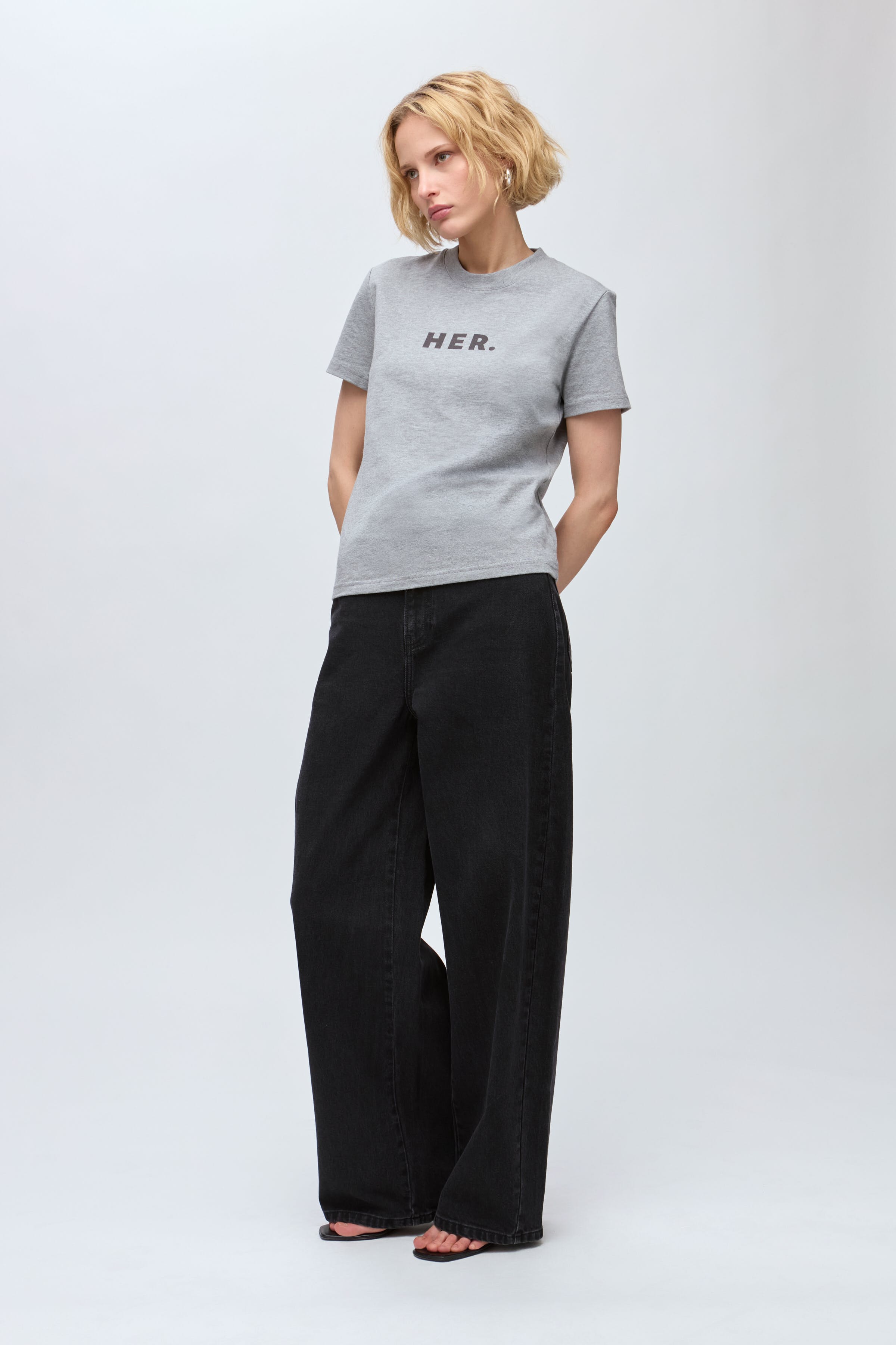 IOFenix T-shirt LOOKBOOK FRONT 30600108-GY954