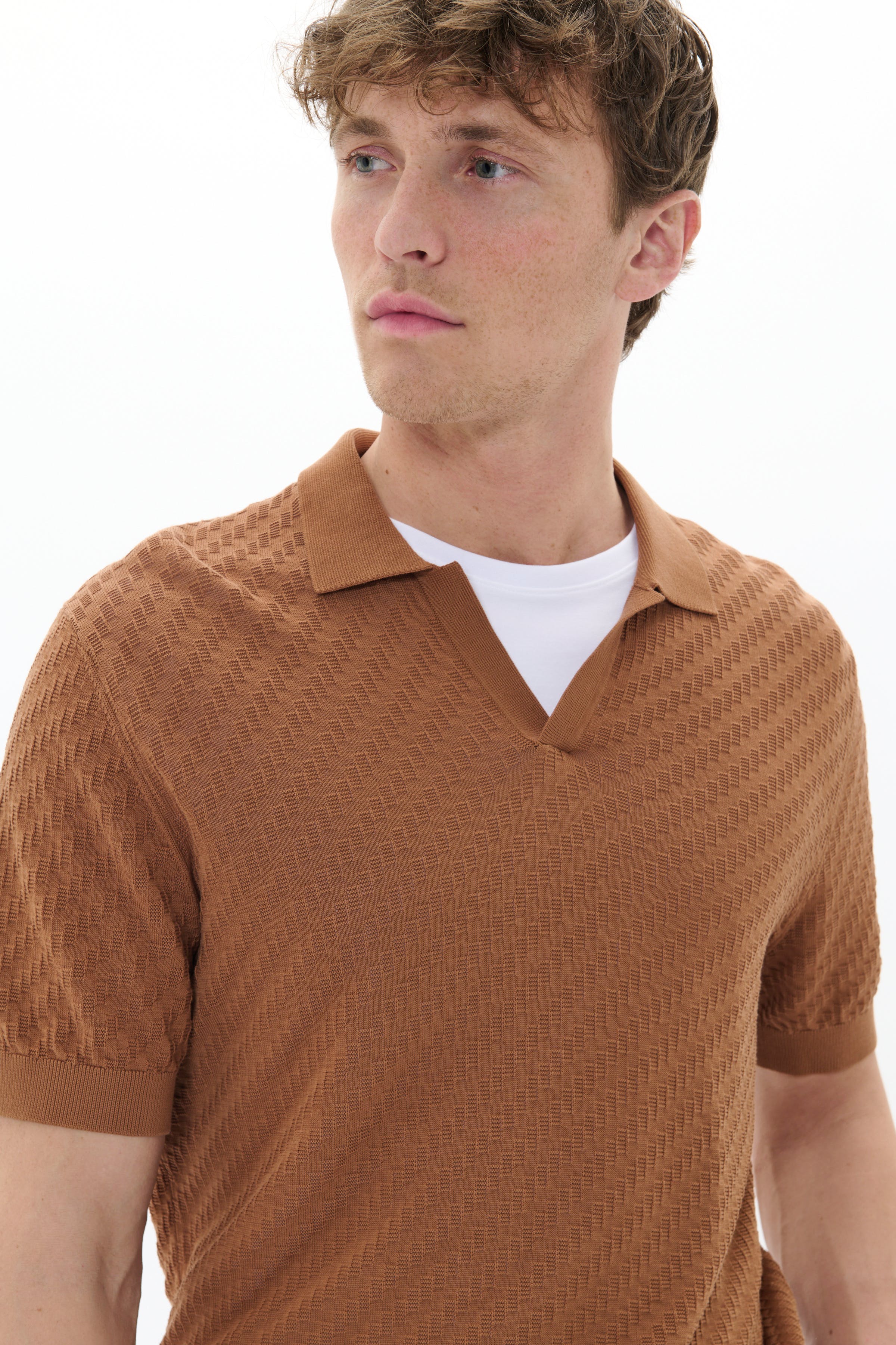 MApolo Polotröja LOOKBOOK DETAIL 30208087-181024