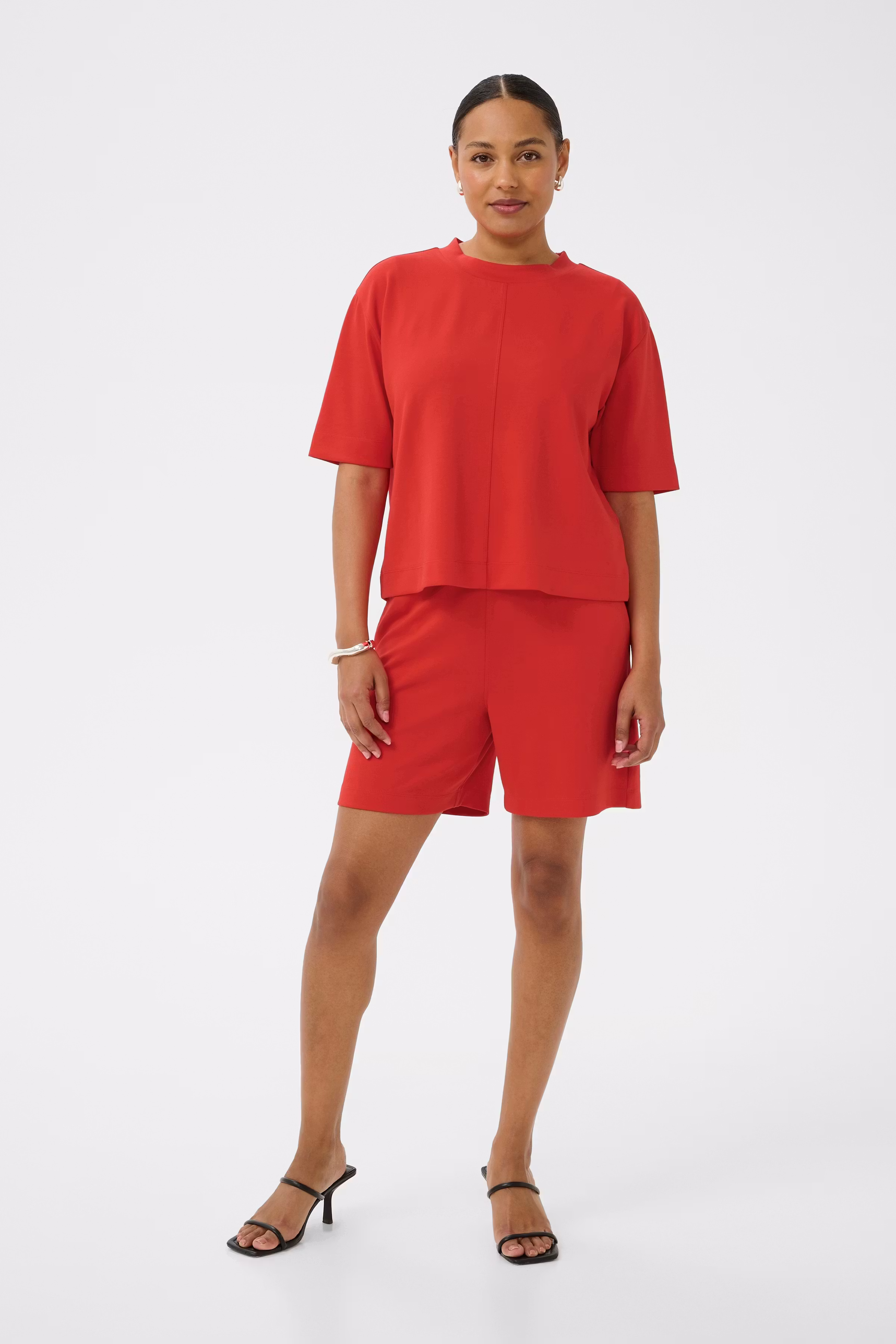 KAannie T-shirt LOOKBOOK FRONT 10511809-171664