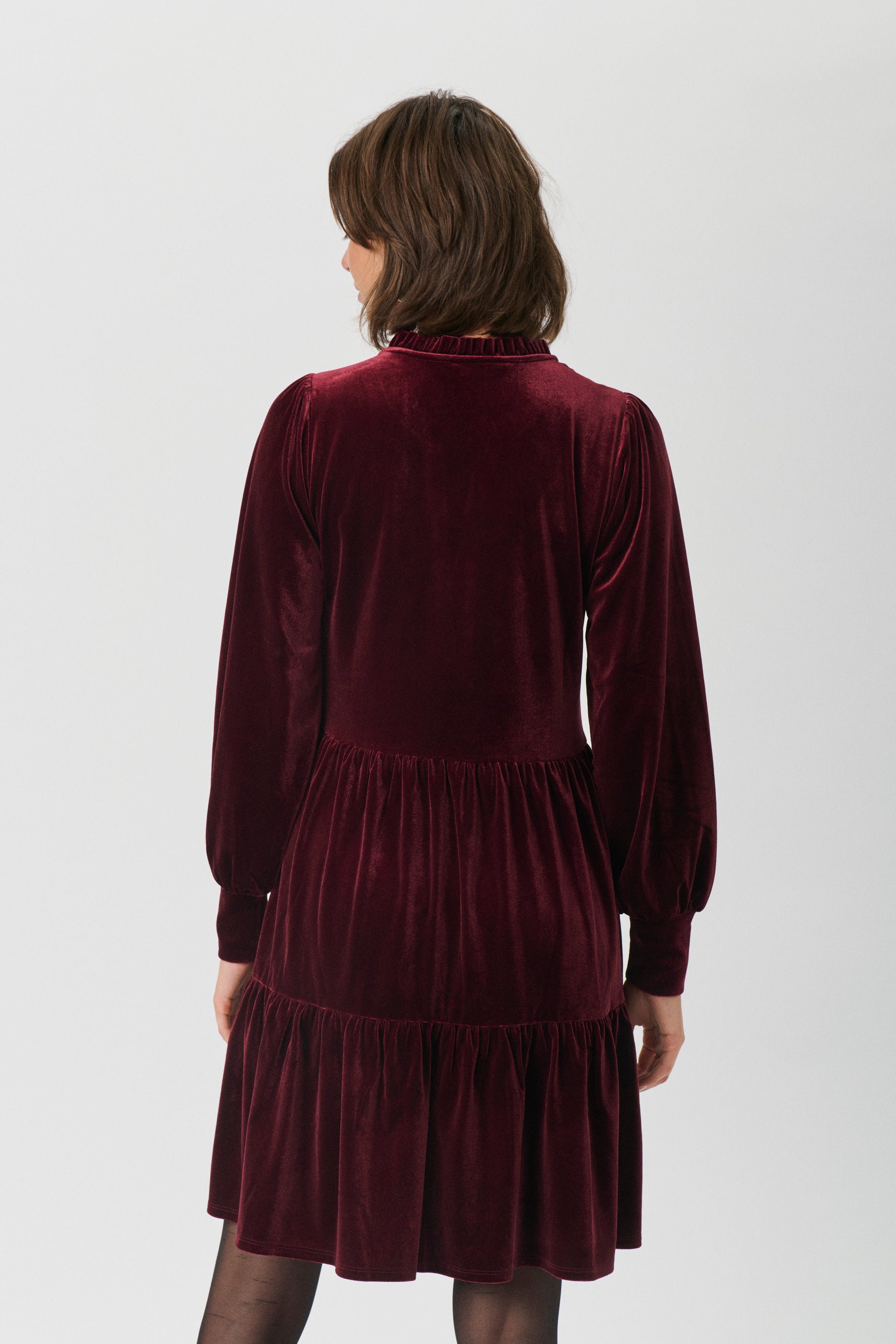 ViggasePW Dress LOOKBOOK BACK 30306576-191725