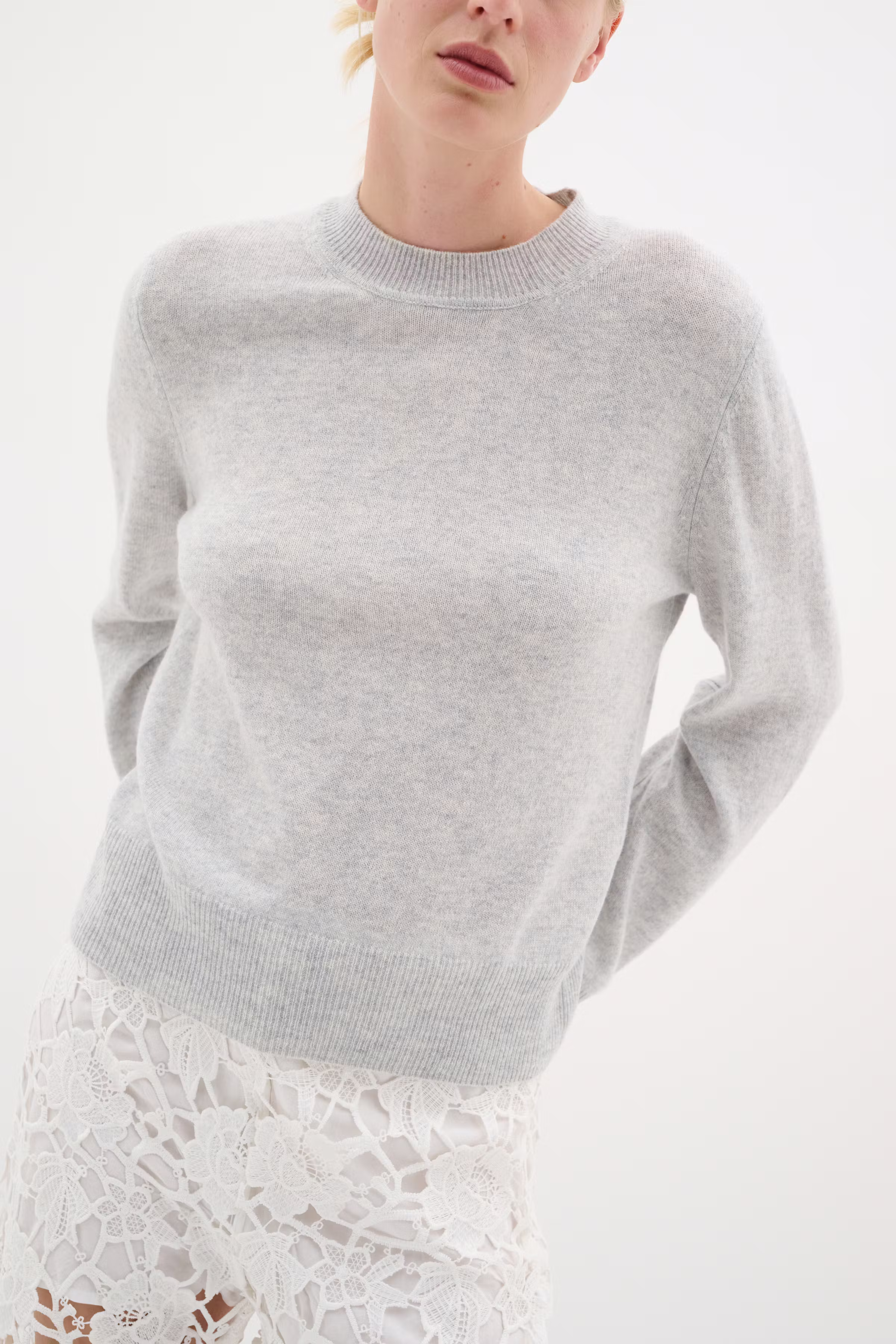 SiljeIW Pullover LOOKBOOK FRONT 30110822-300584