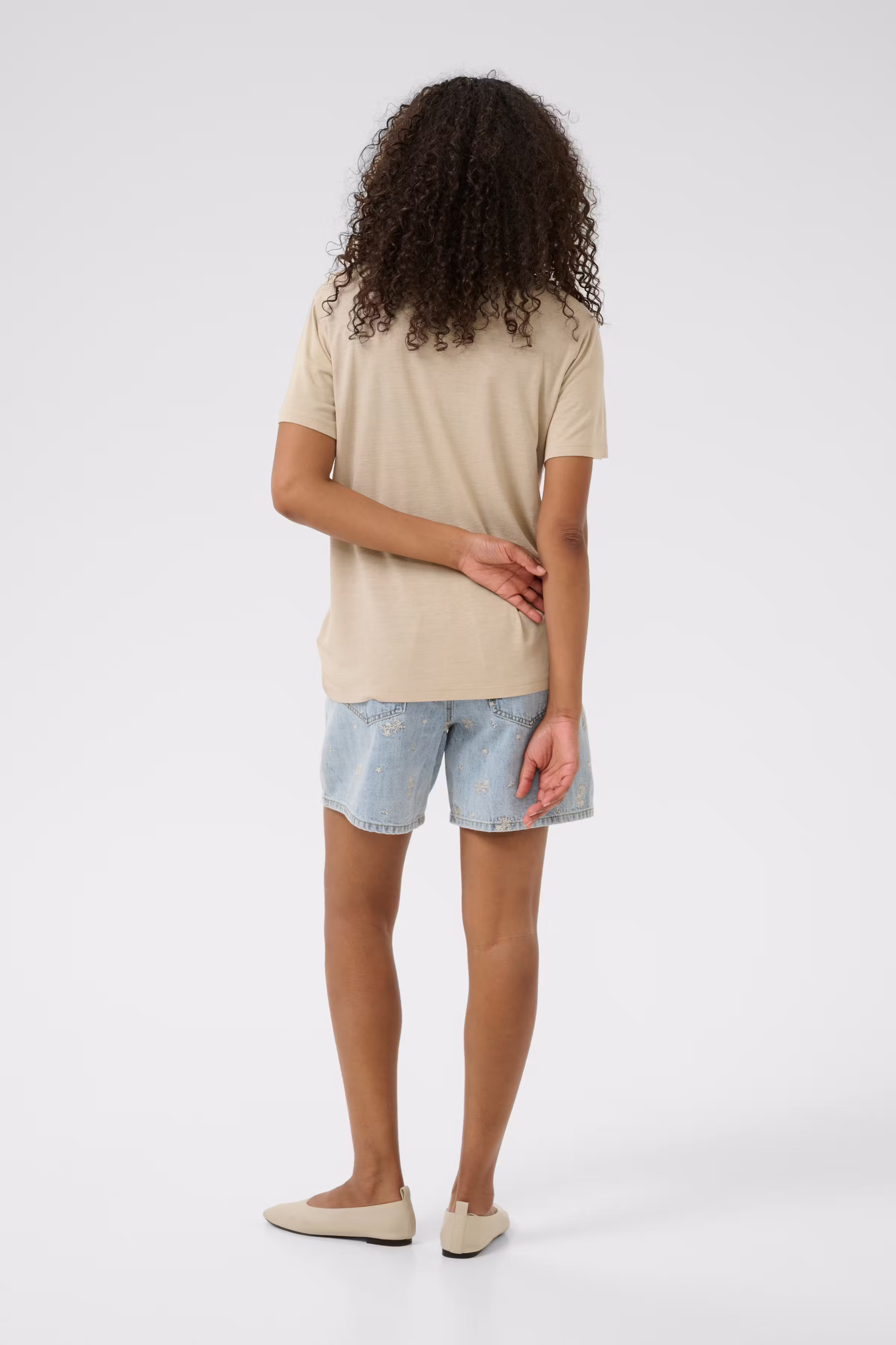 KAmaria T-shirt LOOKBOOK BACK 10510066-151305