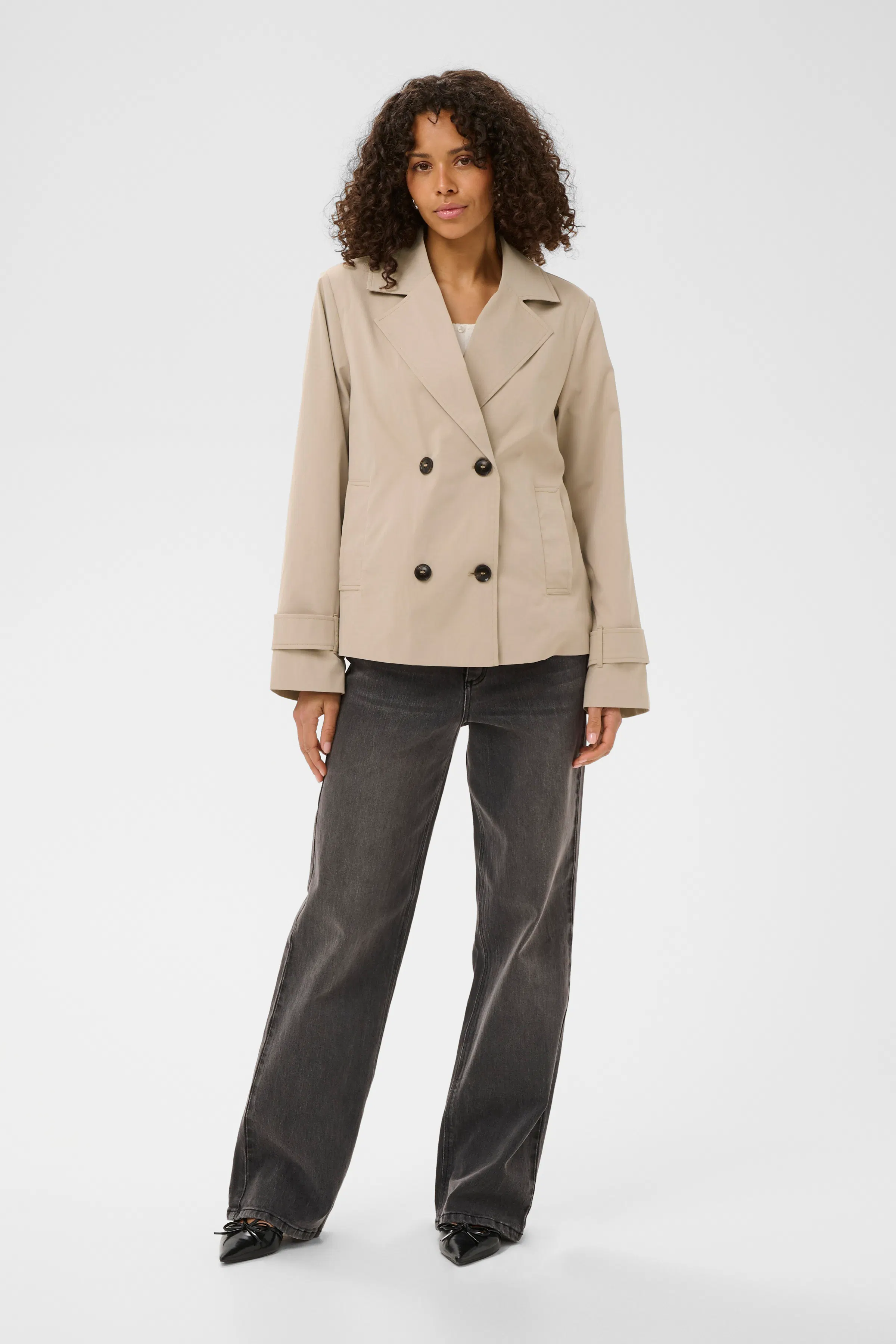 KAjacklyn Mantel LOOKBOOK FRONT 10512482-1000101