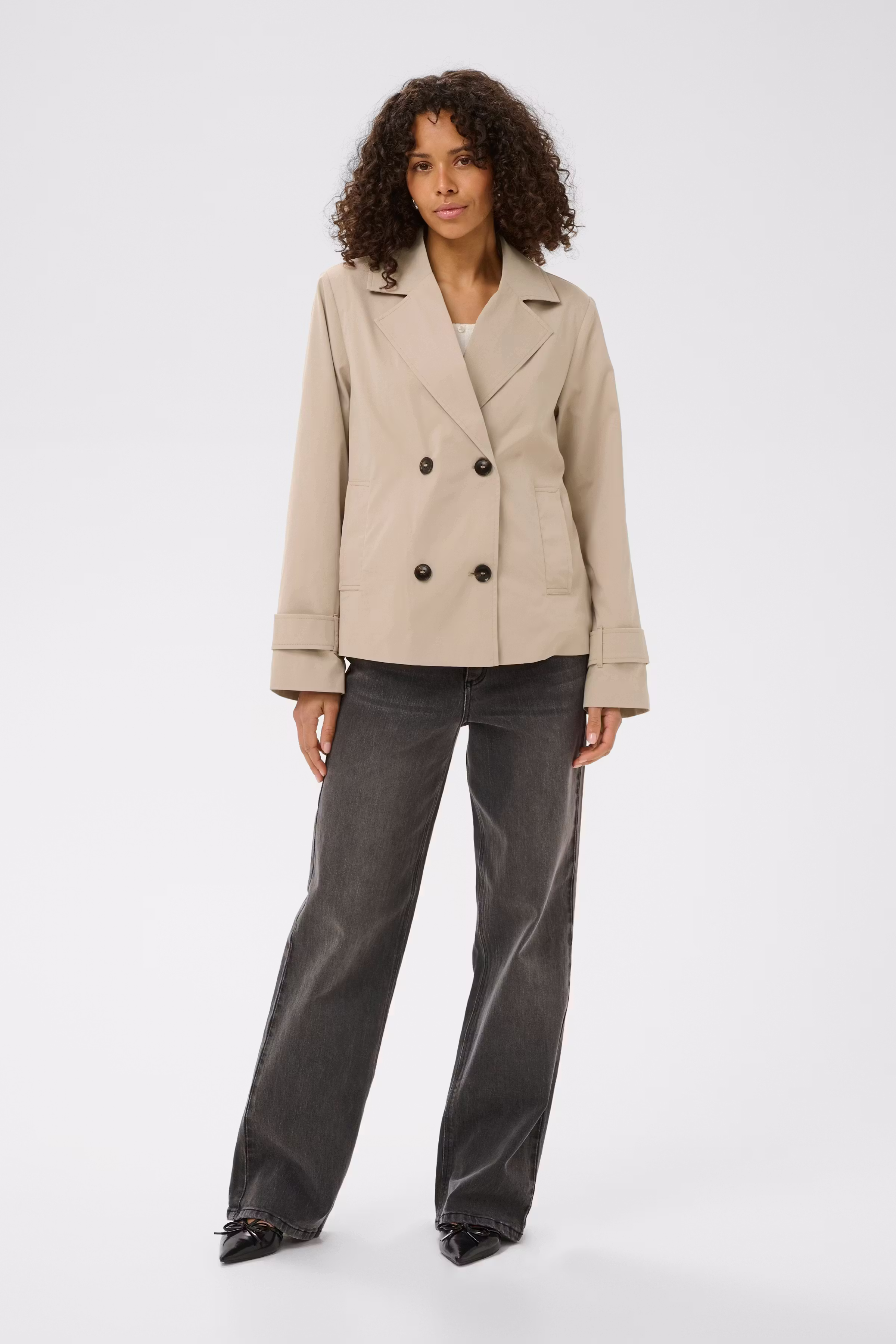 KAjacklyn Mantel LOOKBOOK FRONT 10512482-1000101
