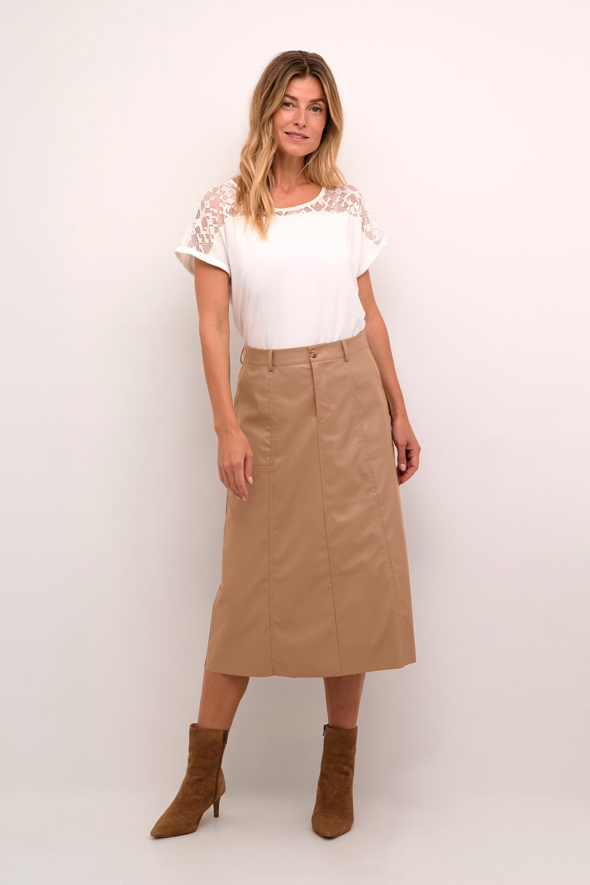 CRPattie Rock LOOKBOOK FRONT 10613189-171324