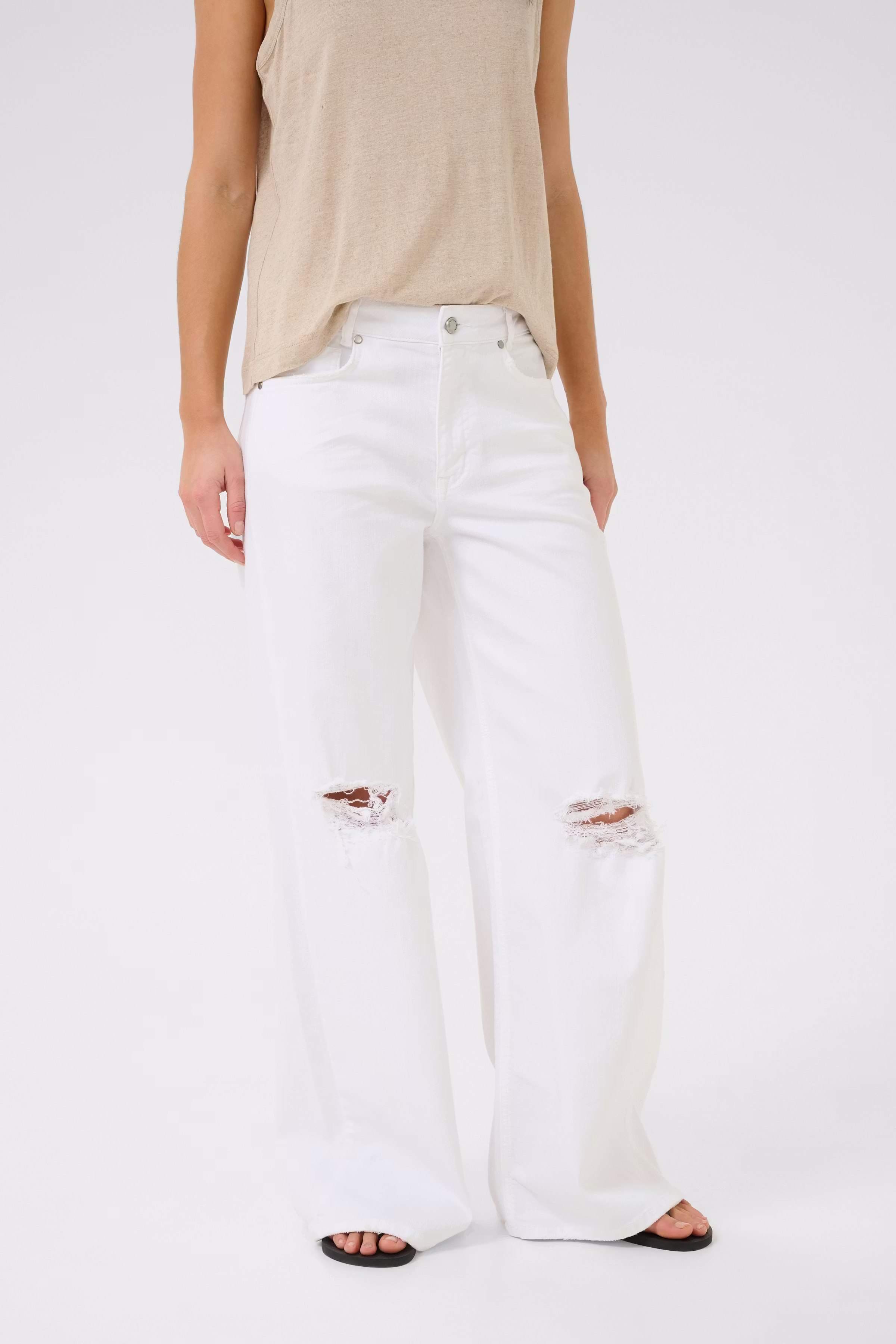 DangoMW Wide jeans LOOKBOOK FRONT 10705162-100091