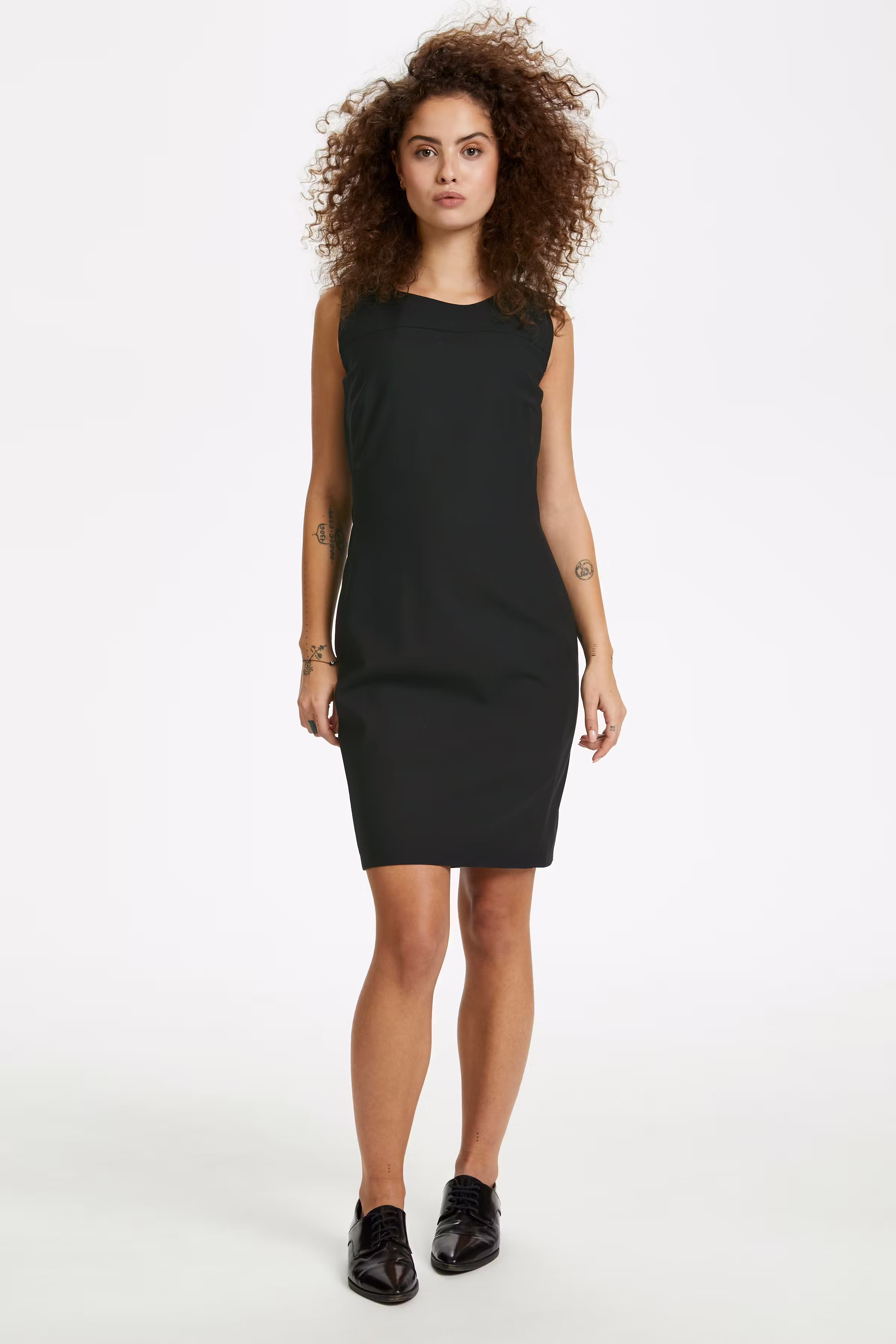 Sydney Kjole LOOKBOOK FRONT 10102004-40999