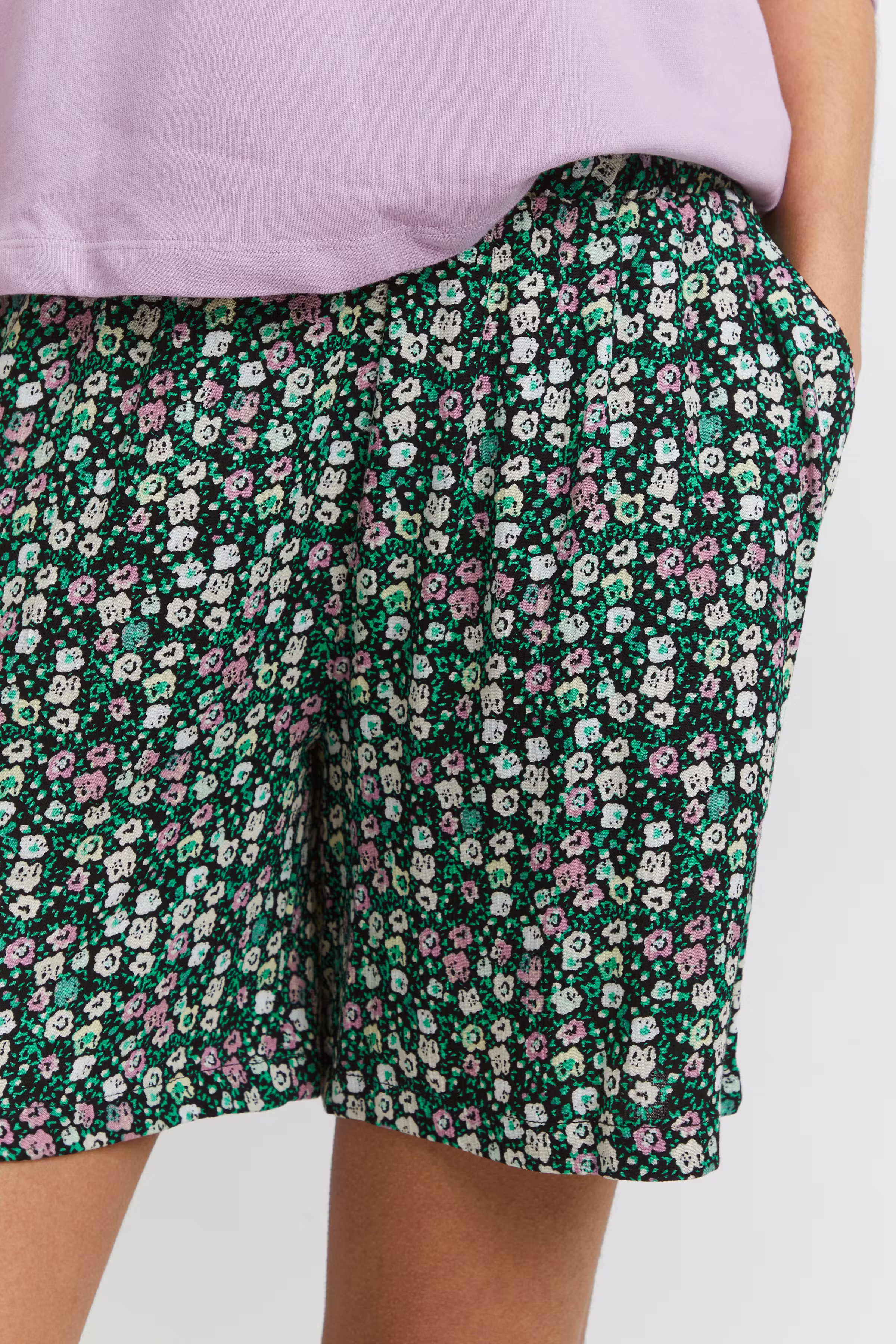 IHMARRAKECH Shorts LOOKBOOK DETAIL 20116175-201183