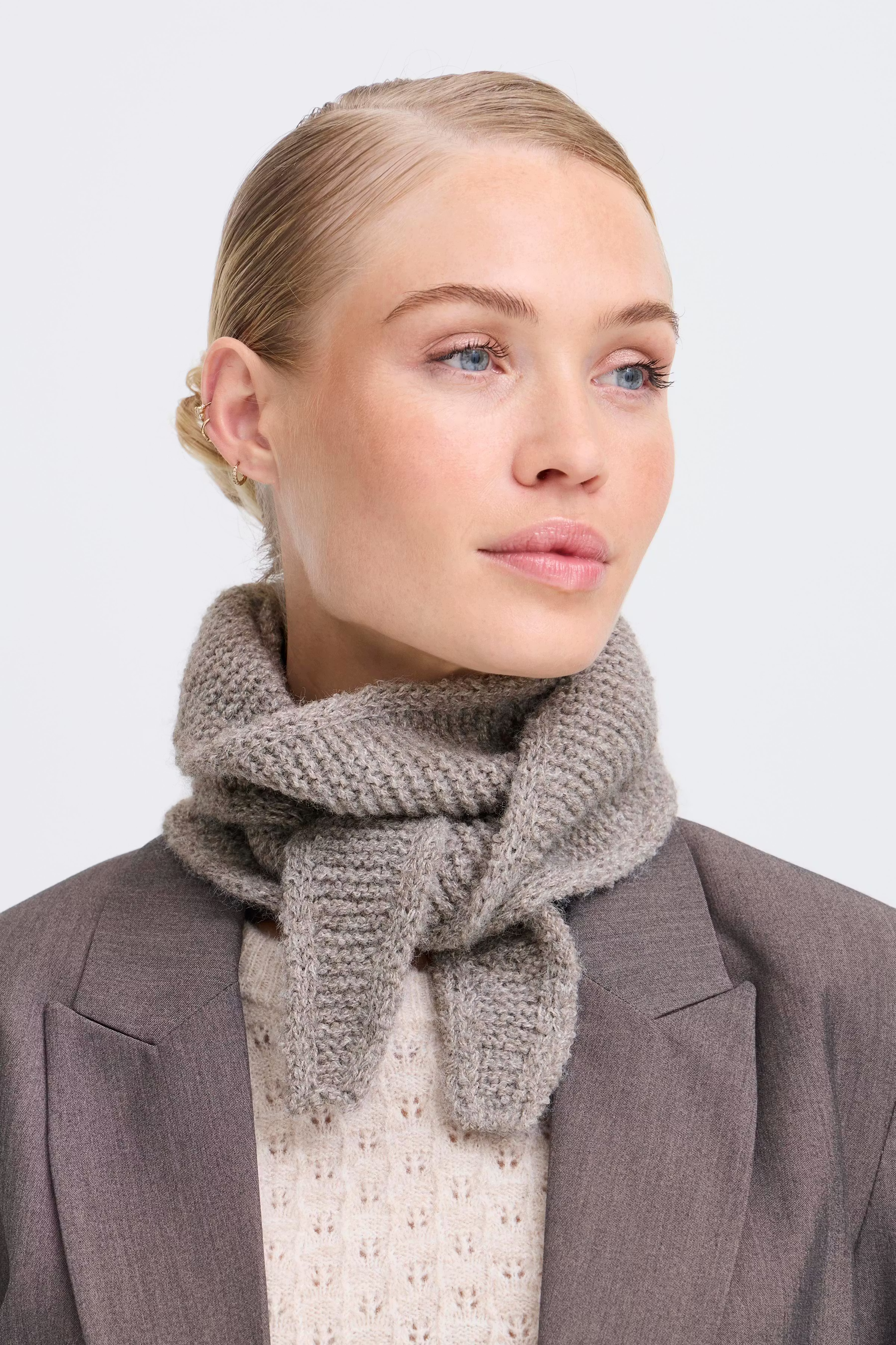 BAVALMA Skjerf LOOKBOOK DETAIL 20815477-1811121