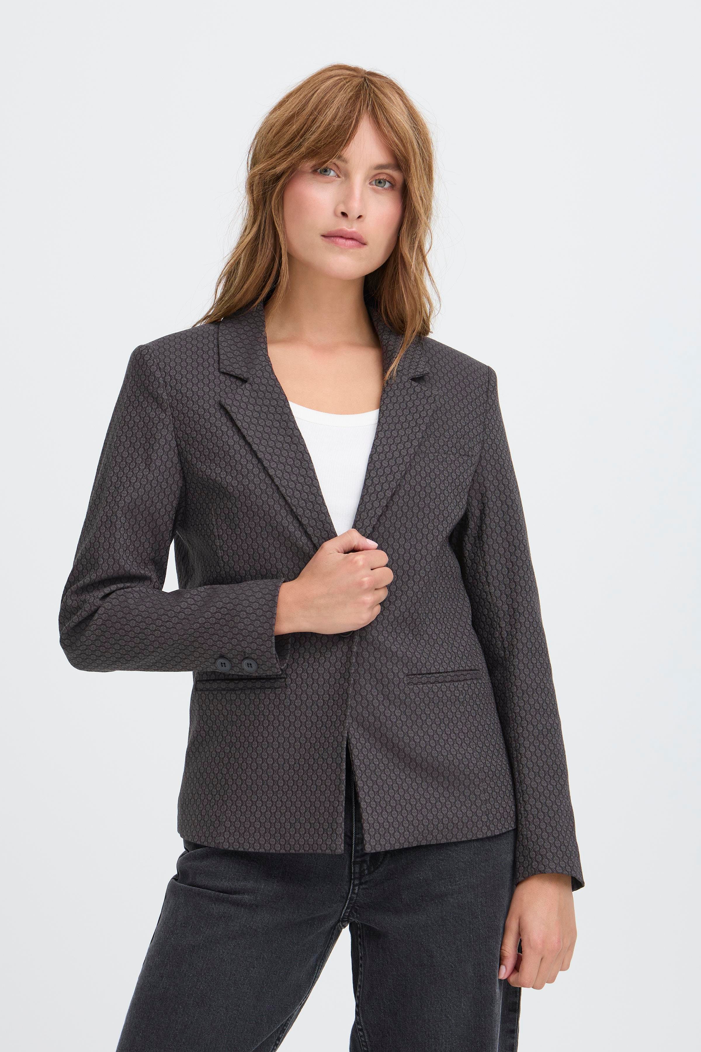 PZCALLY Blazer LOOKBOOK FRONT 50210215-193911