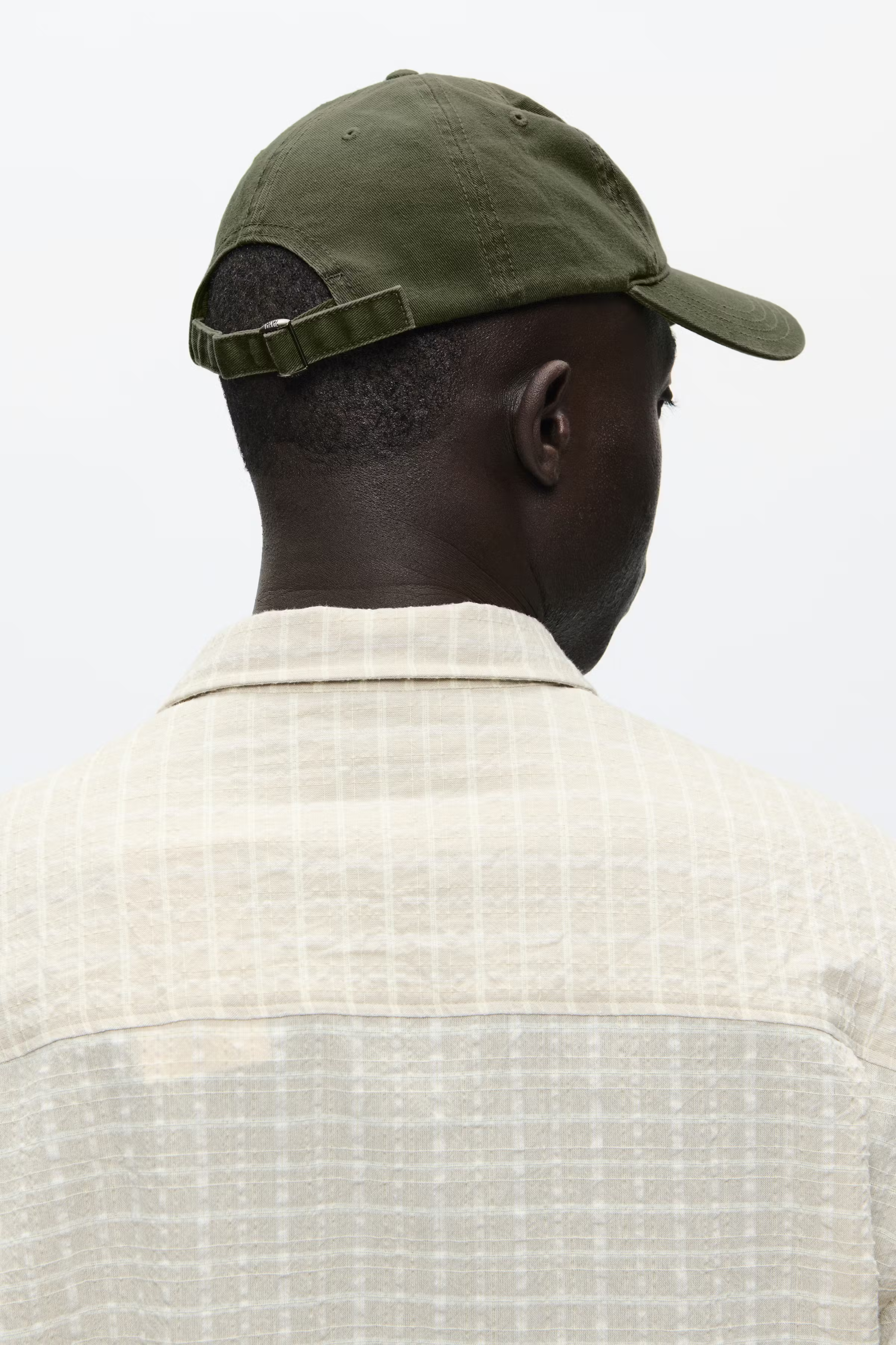 WWW.W.cap Kappe LOOKBOOK DETAIL 30251641-180317
