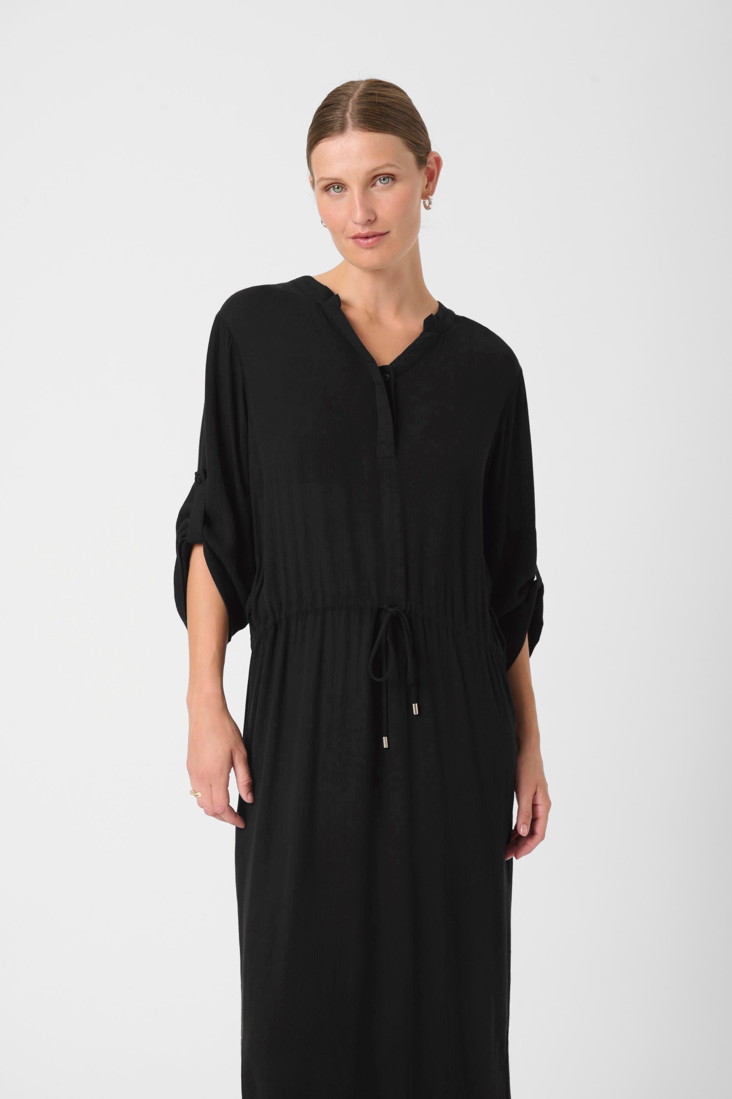 Zaya Dress LOOKBOOK FRONT 30403113-40050