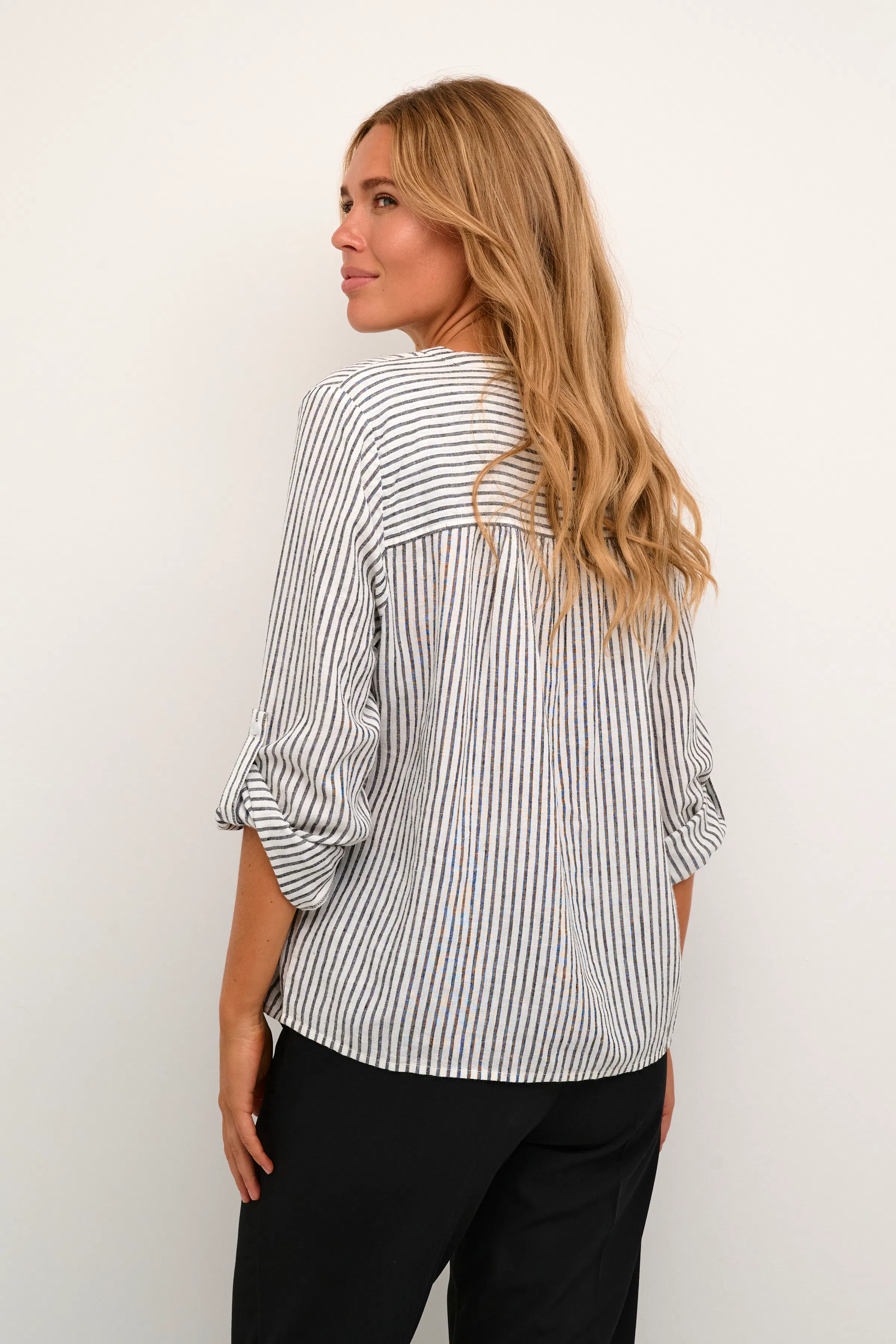 KAmilia Lin bluse LOOKBOOK BACK 10508313-105465