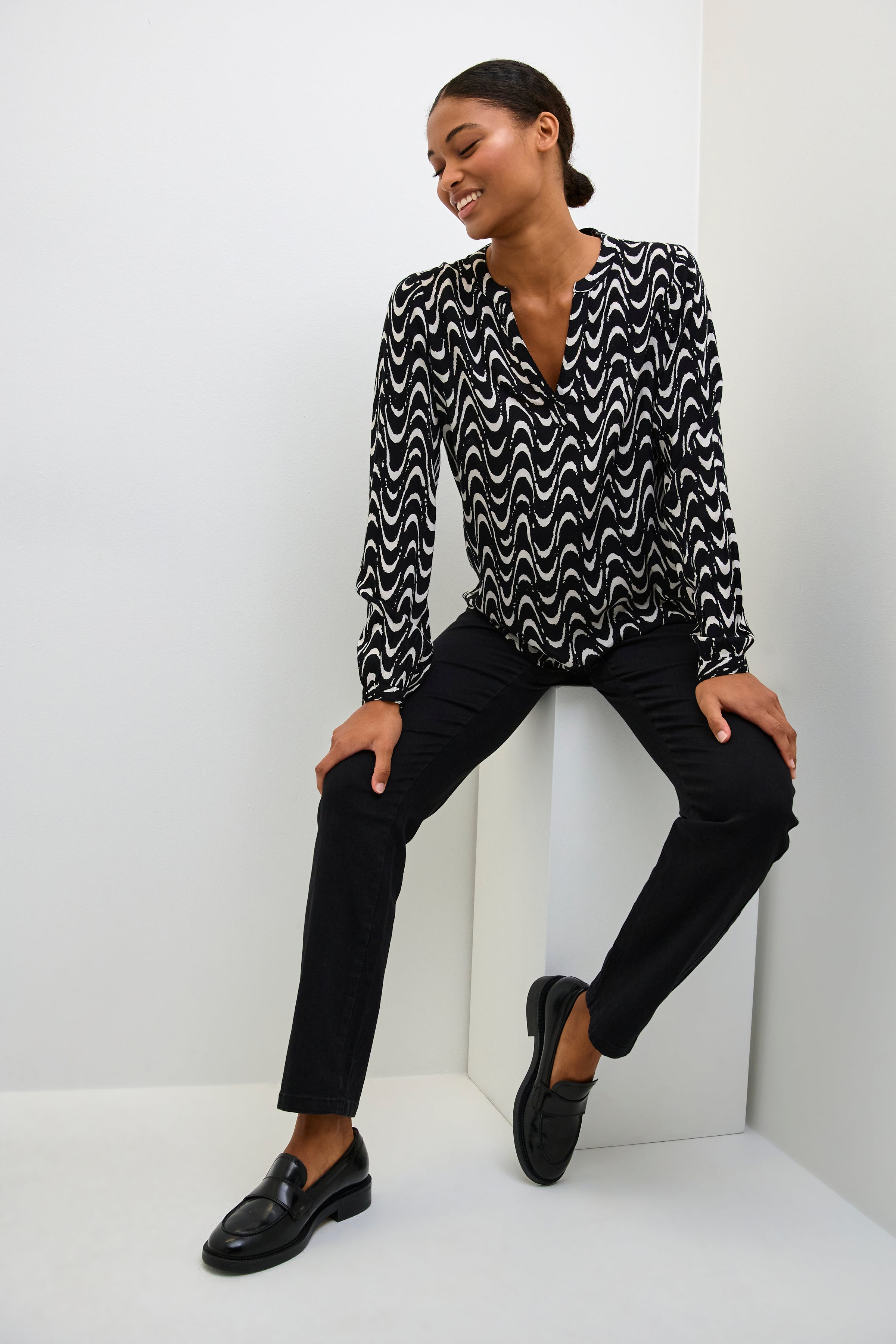 KAmira Blouse LOOKBOOK DETAIL 10508287-105320