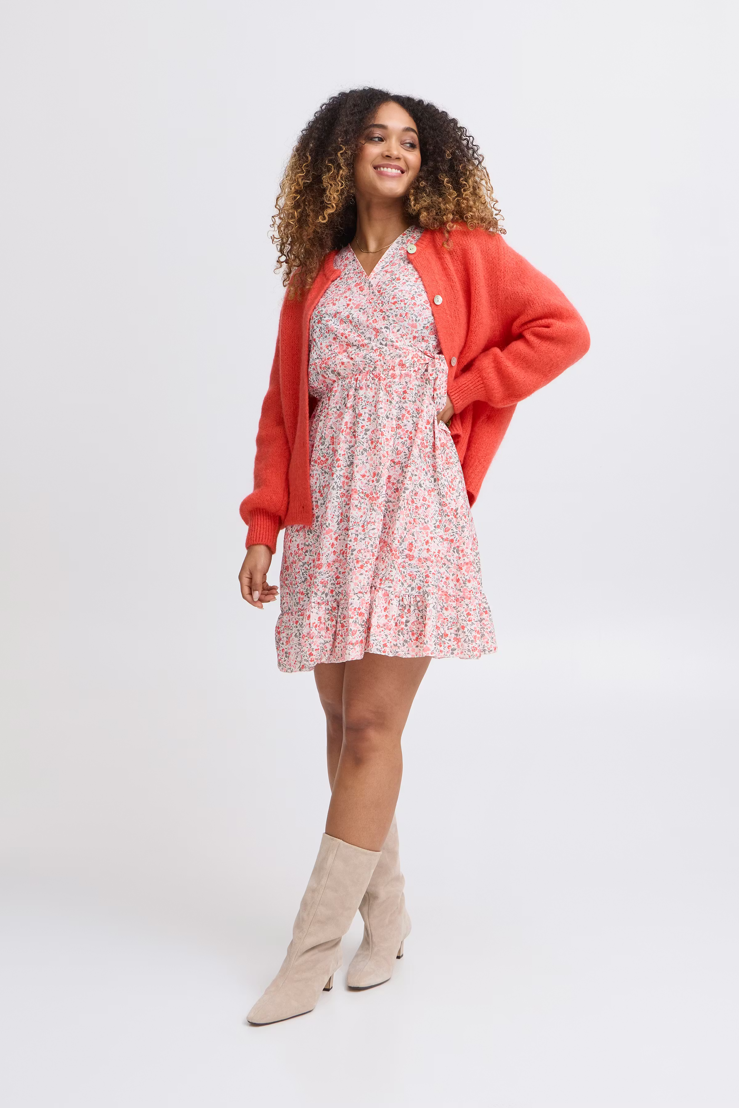 SBGULVIG Cardigan LOOKBOOK FRONT 22100655-181762