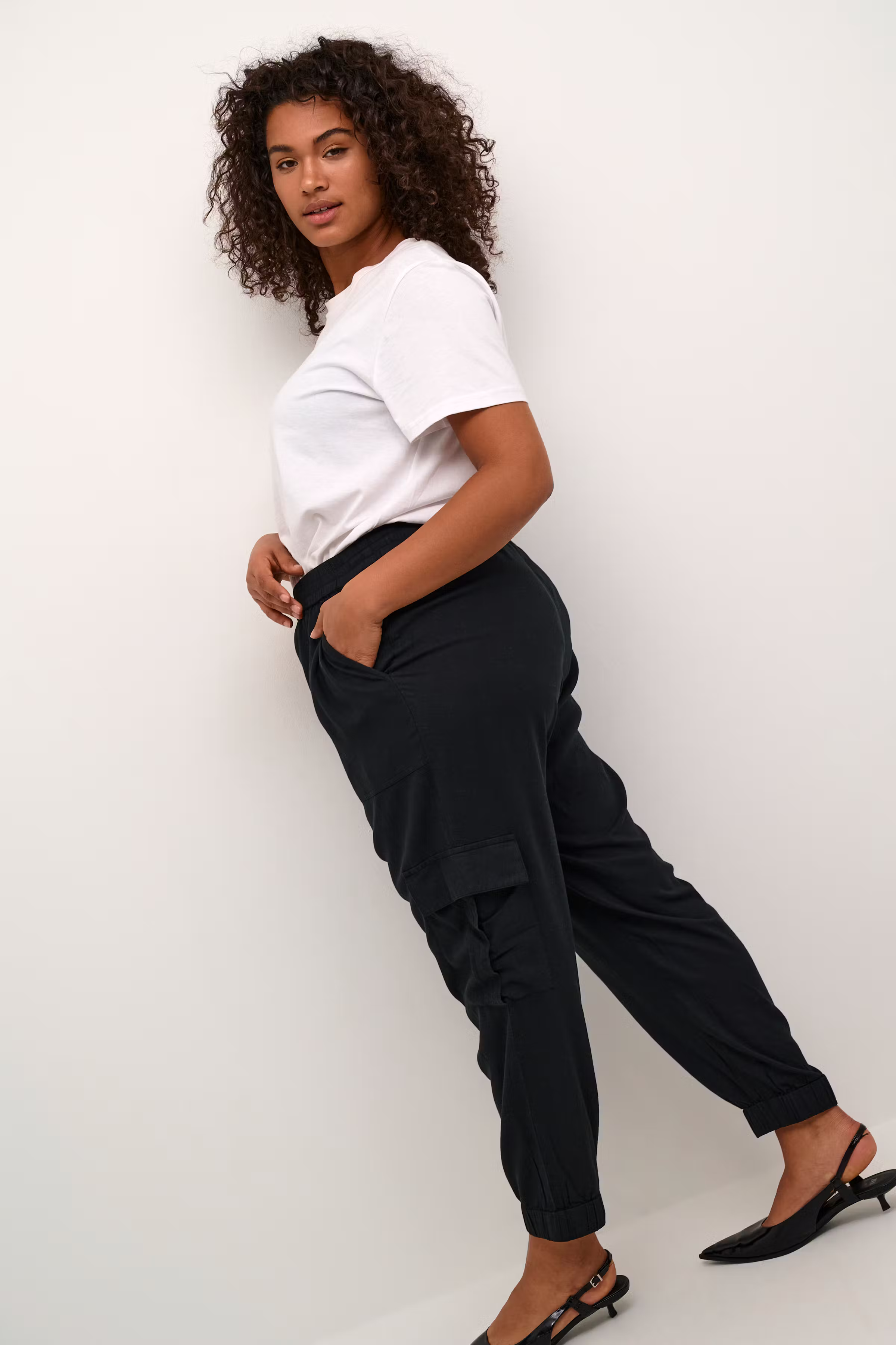 KCmille Cargo Linnen broek LOOKBOOK DETAIL 10582219-100121