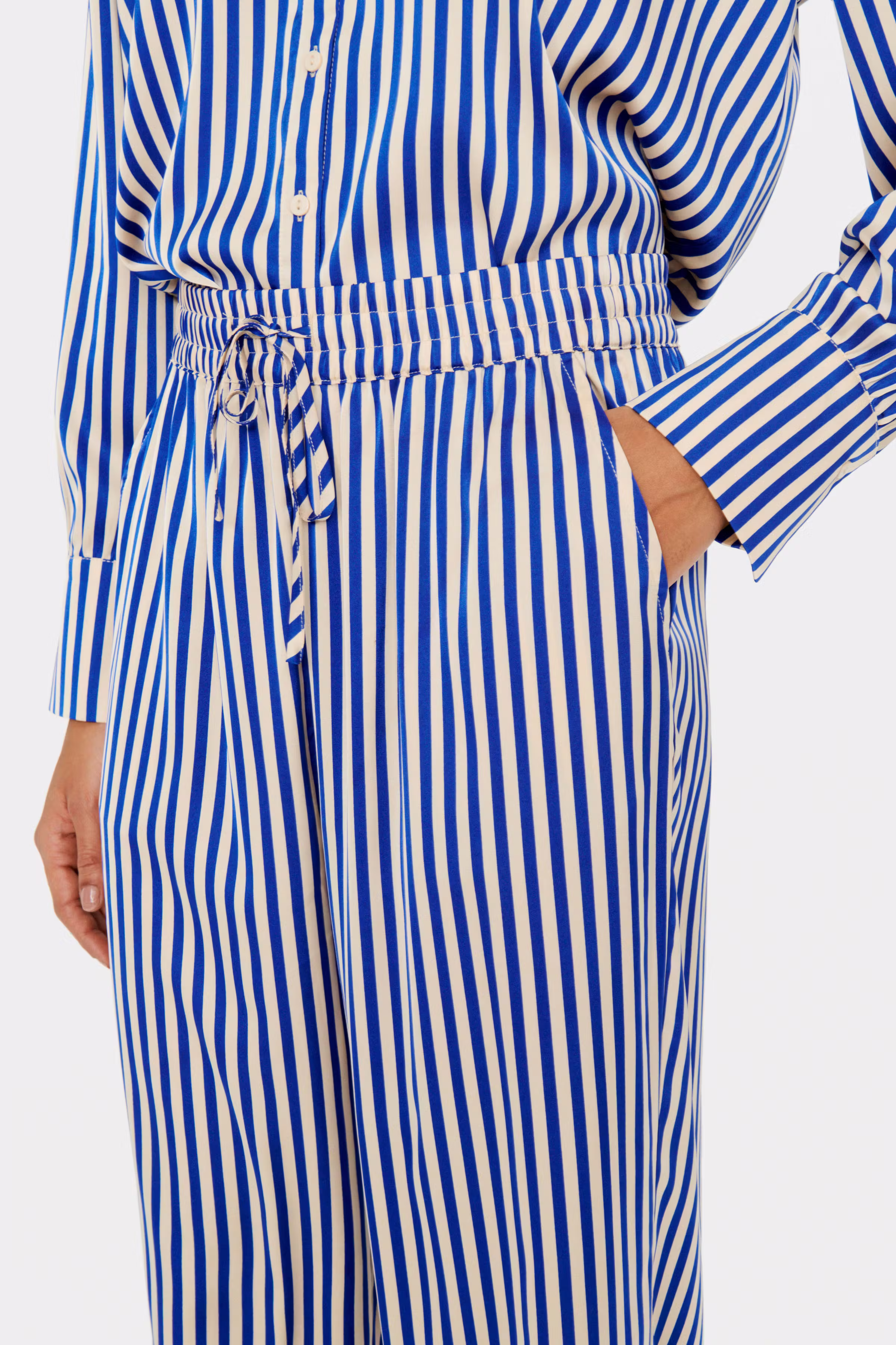 CassiaSZ Bukser LOOKBOOK DETAIL 30510996-193952