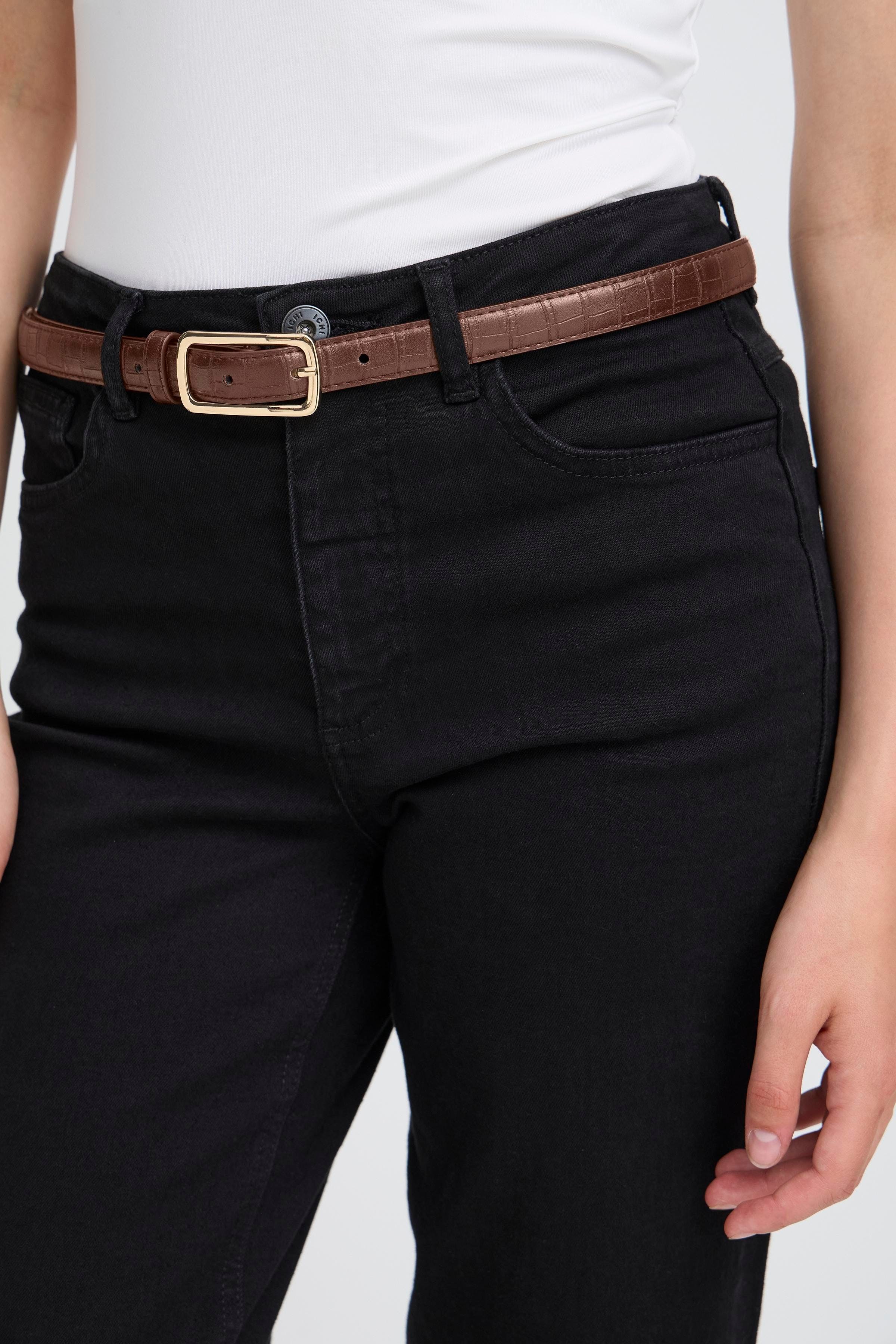IACASHA Belt LOOKBOOK FRONT 20124818-190915