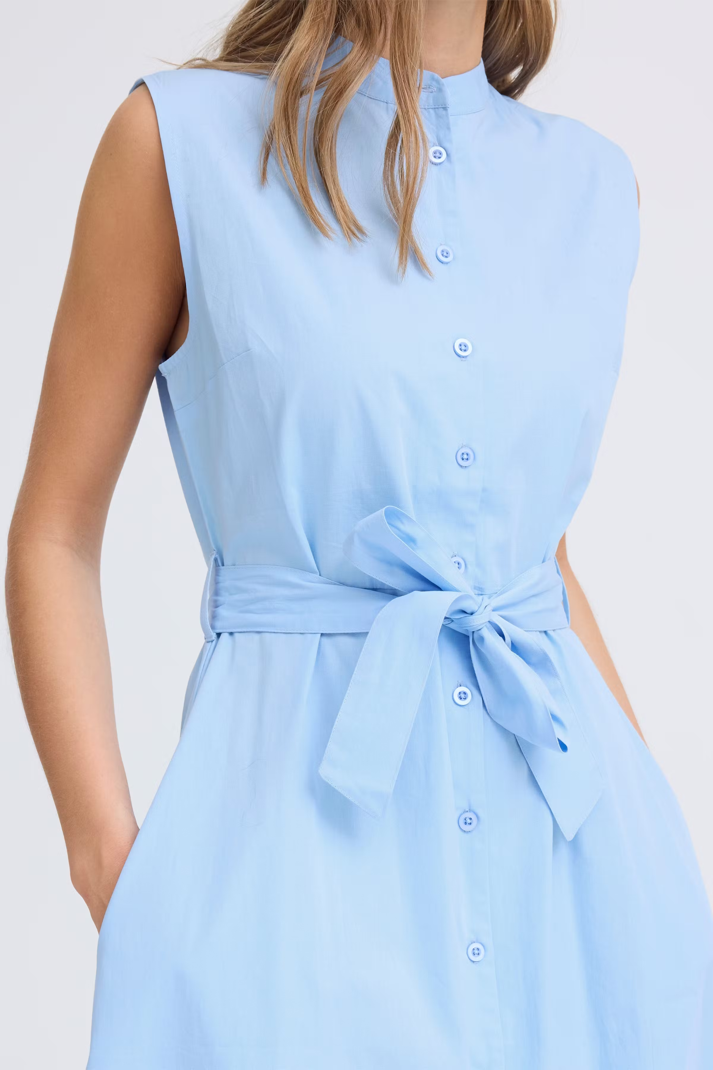 IHFANTY Kjole LOOKBOOK DETAIL 20123803-153920