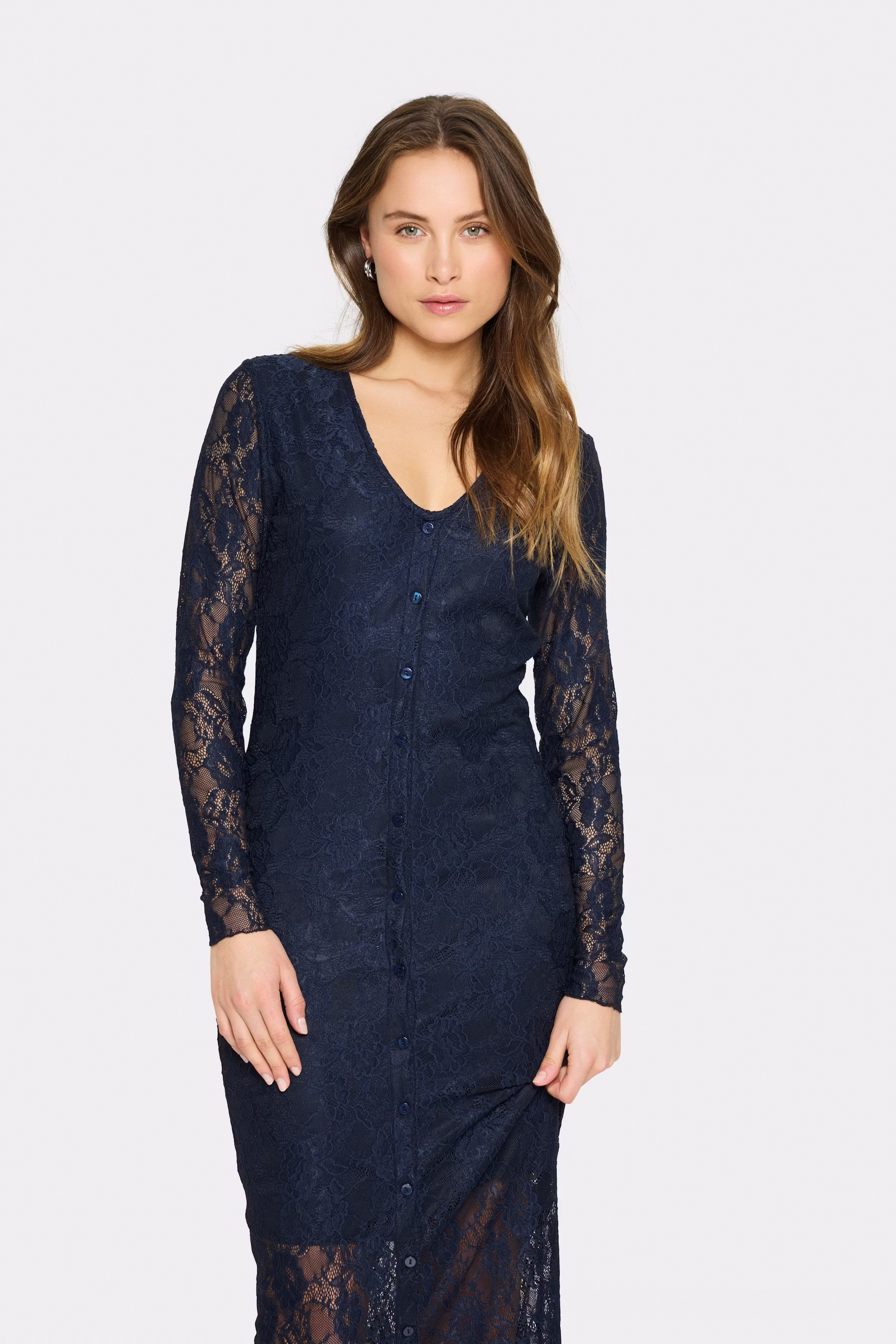 LieveSZ Klänning LOOKBOOK FRONT 30514213-193924