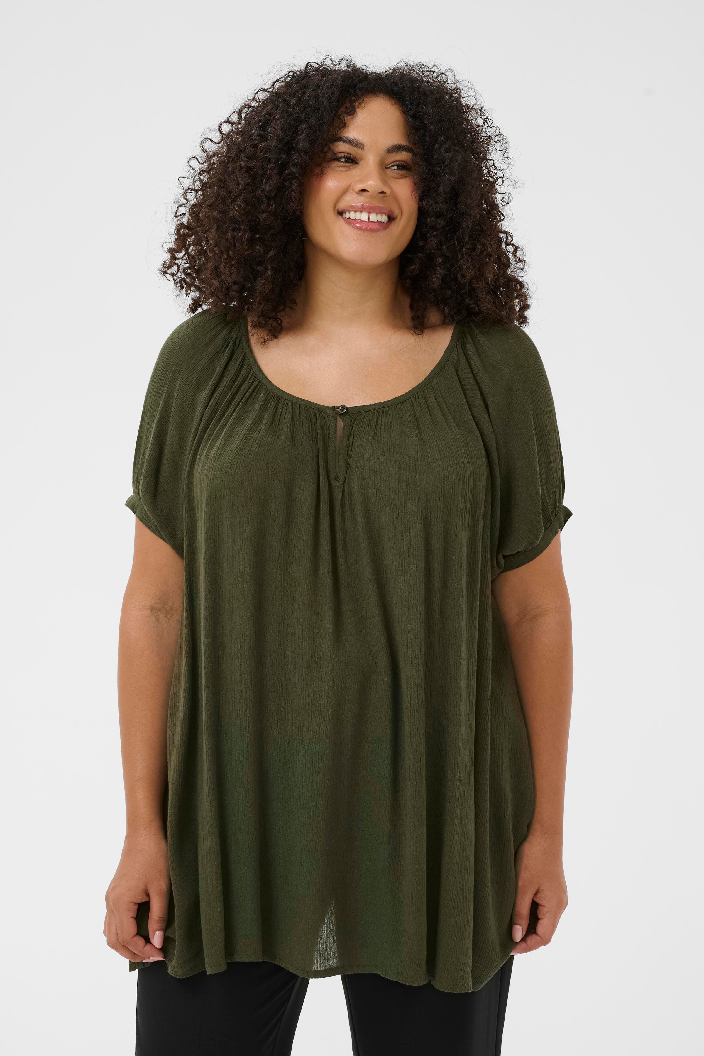 KCami Blouse LOOKBOOK FRONT 10580803-190414