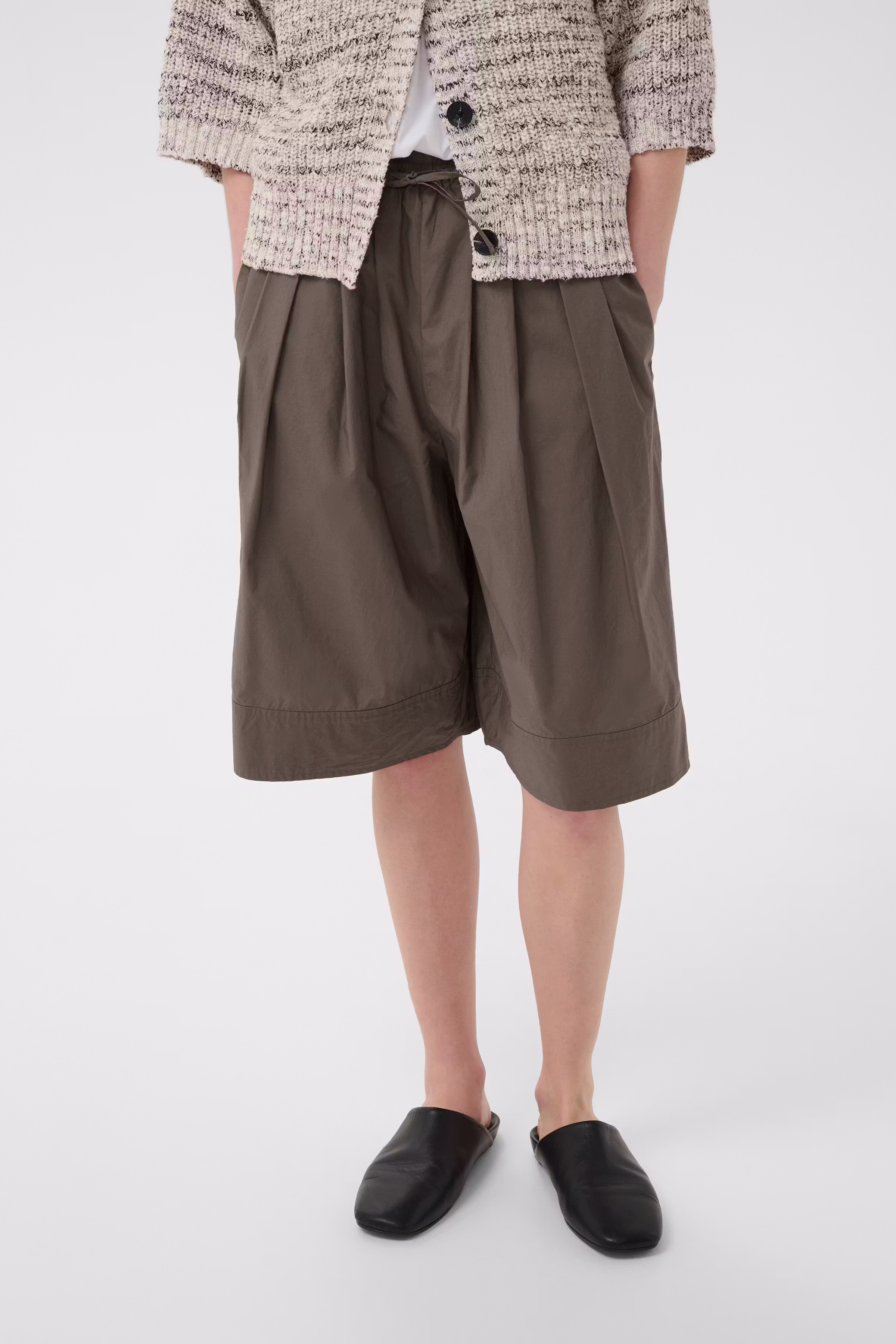HAZEIW Hose LOOKBOOK FRONT 30112754-181307