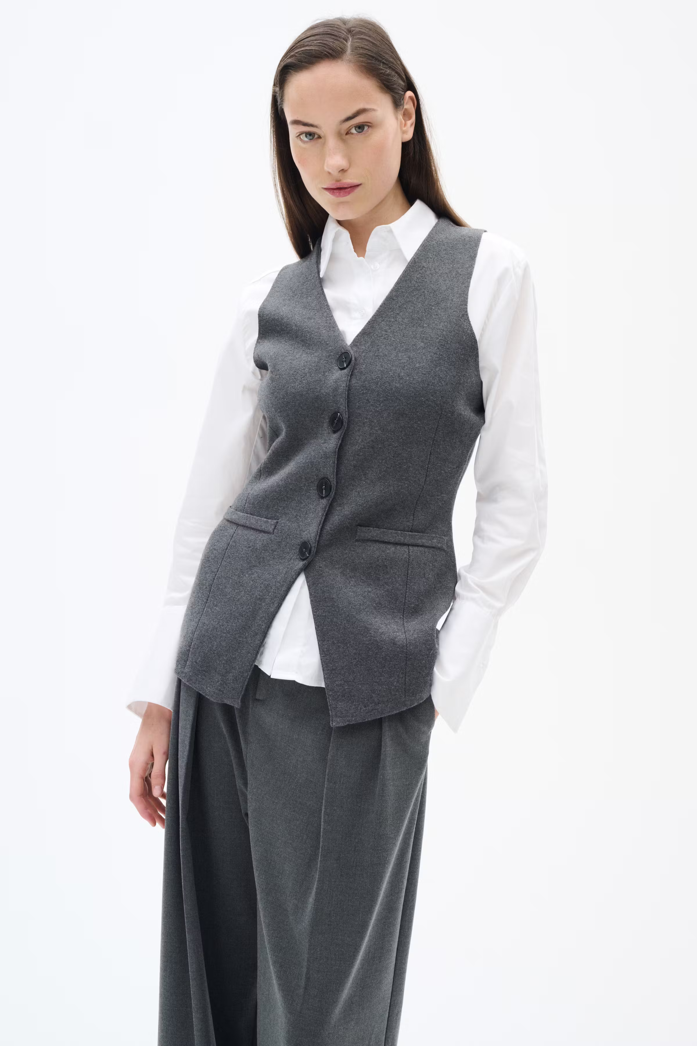DalyaIW Waistcoat LOOKBOOK FRONT 30110694-301744