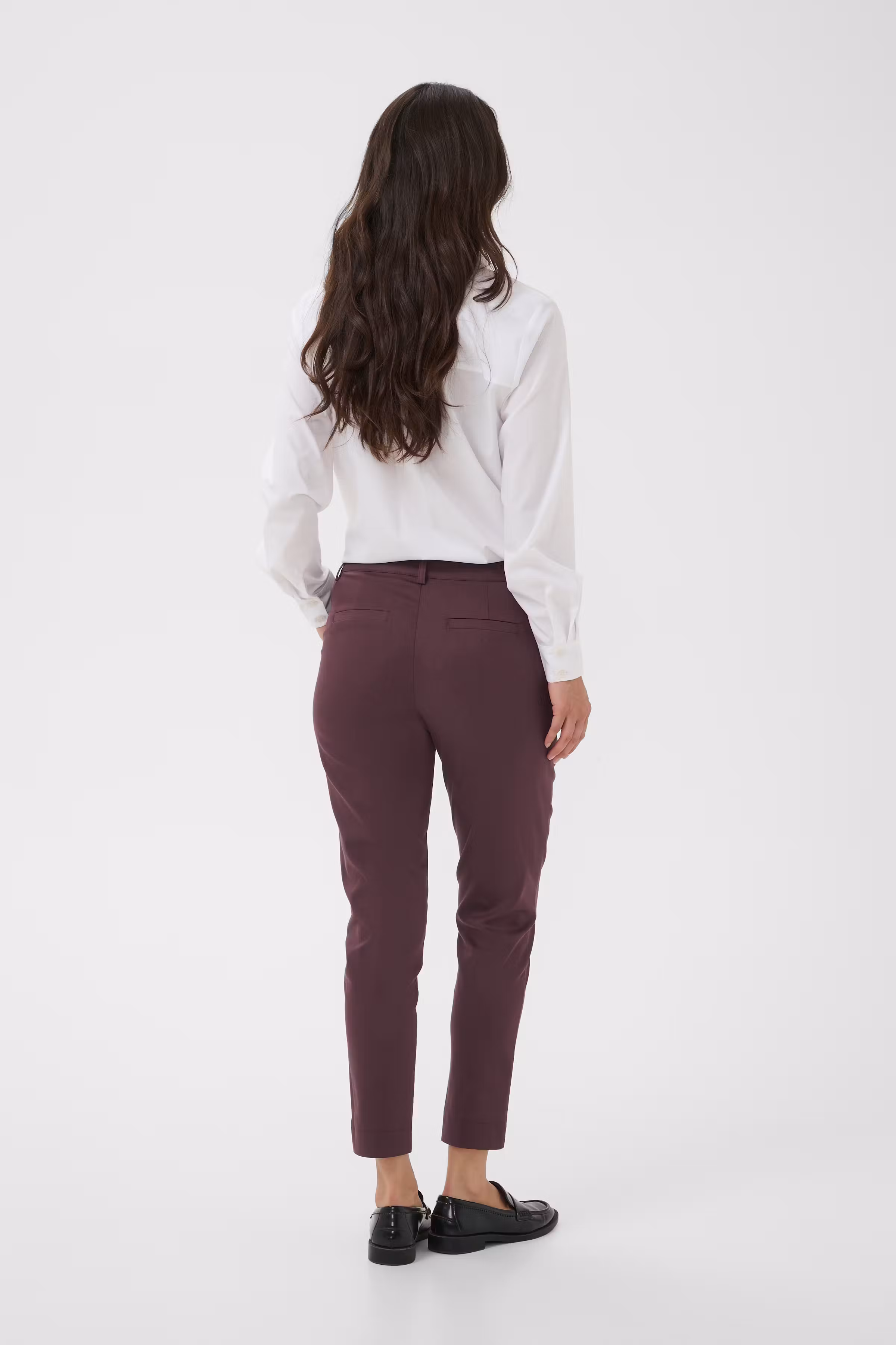 KAlea Bukser LOOKBOOK BACK 10505191-191619