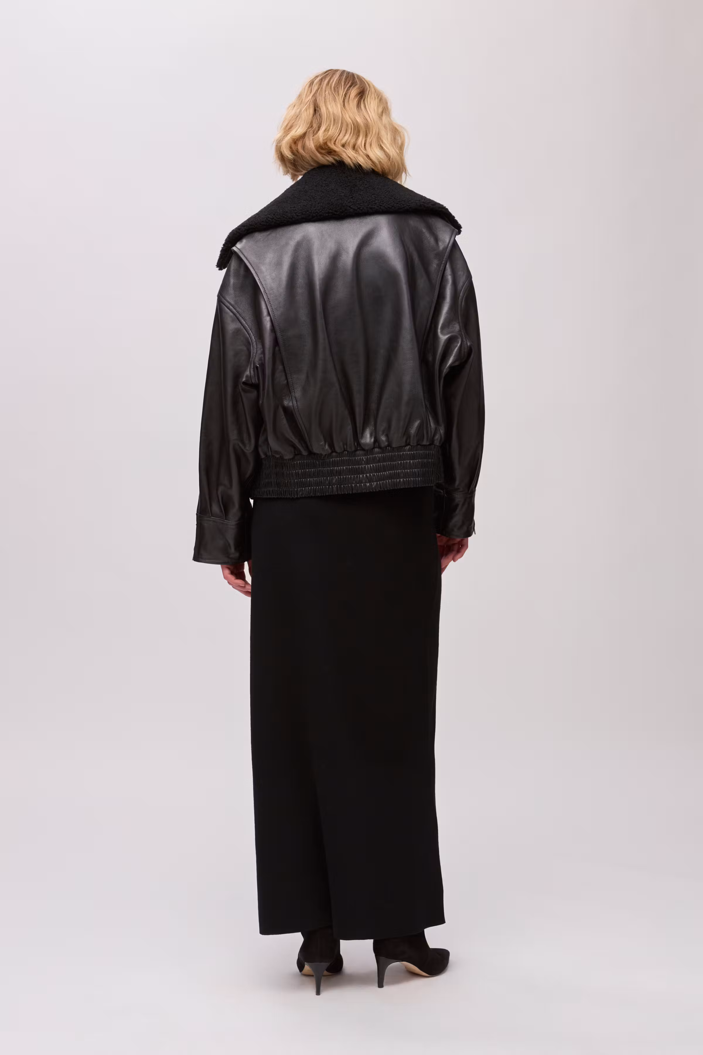 IOLaila Outerwear LOOKBOOK BACK 30600079-BK999