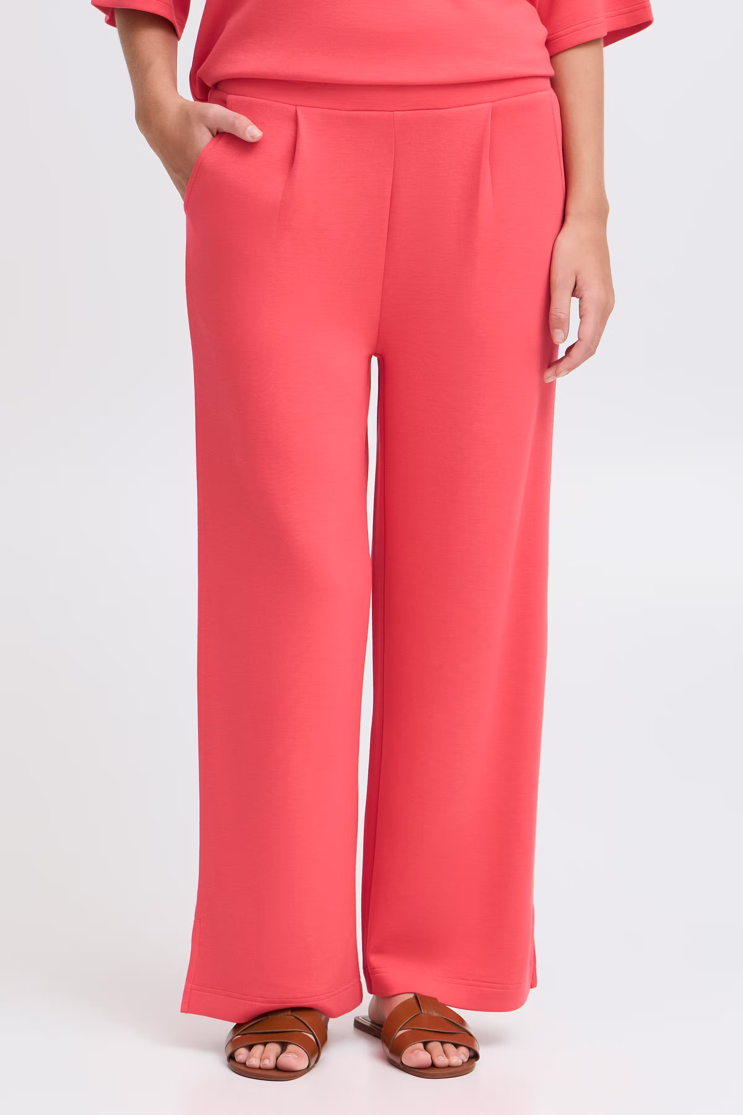FRAURORA Hose LOOKBOOK FRONT 20615493-181756