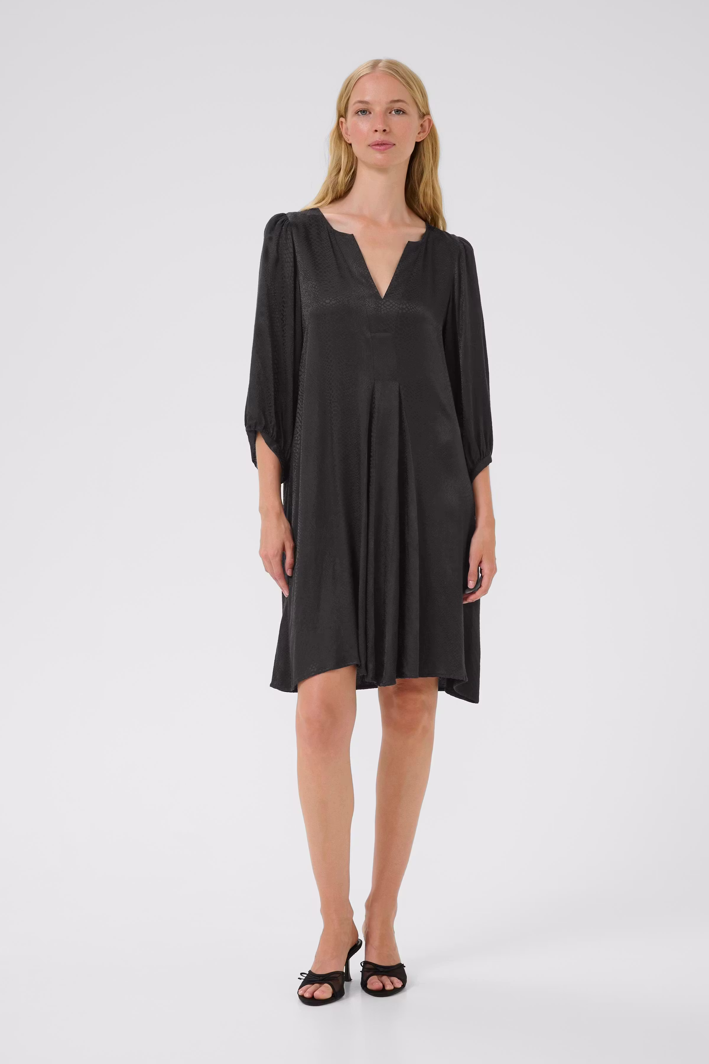 DarlingKB Dress LOOKBOOK FRONT 10104711-194008