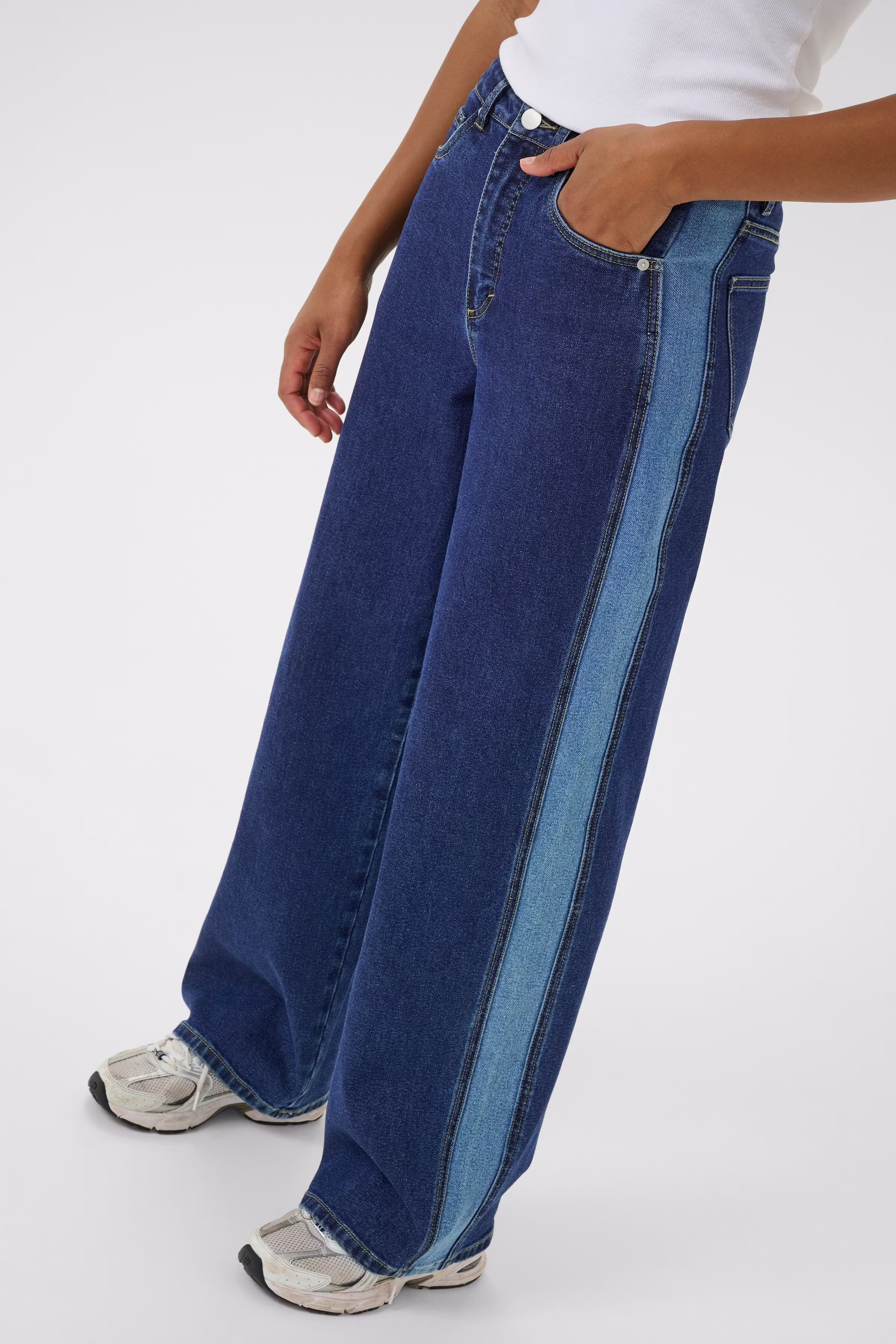 KAsandra Jeans LOOKBOOK DETAIL 10552390-102272