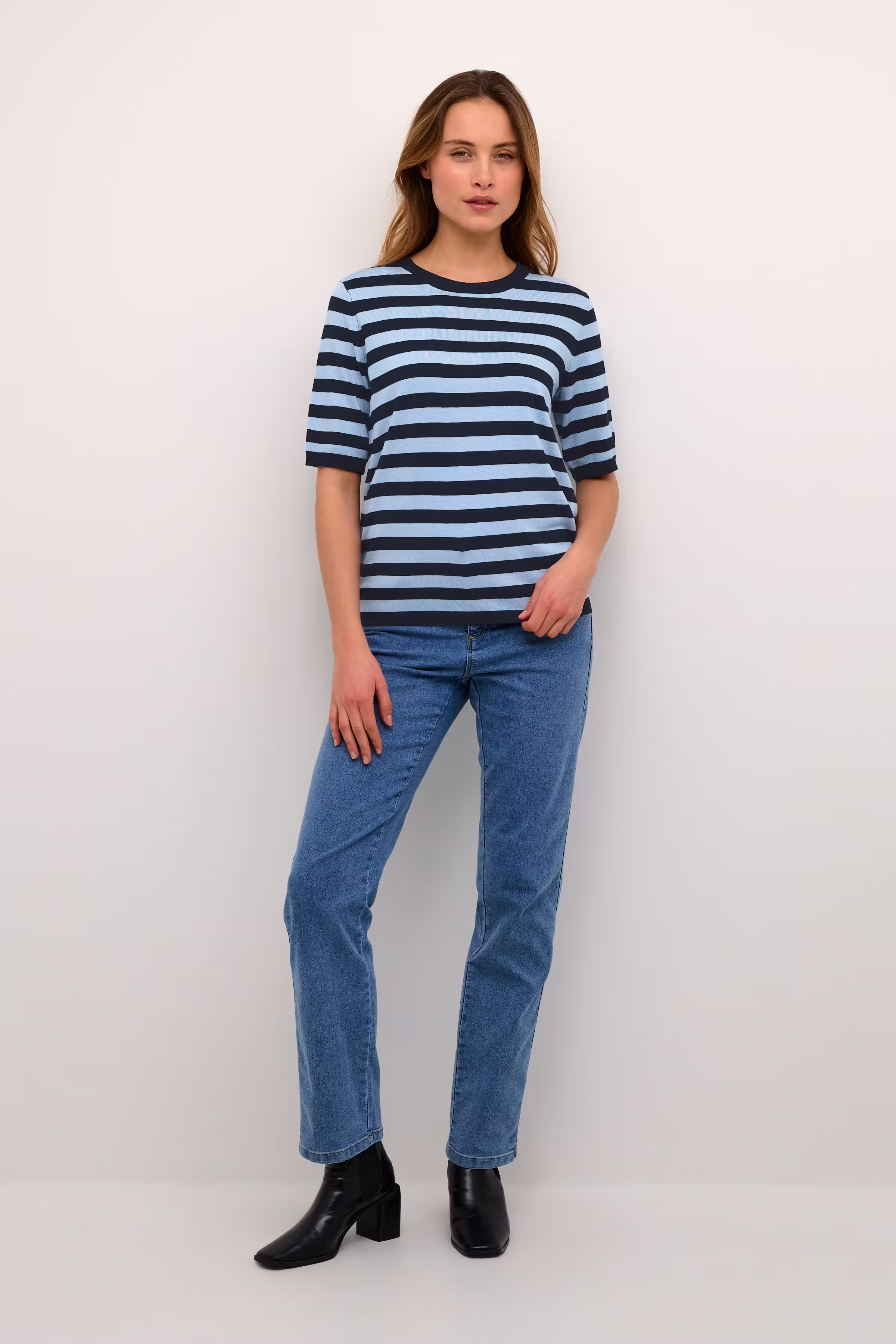 KAmilo Striktrøje LOOKBOOK FRONT 10507319-106258