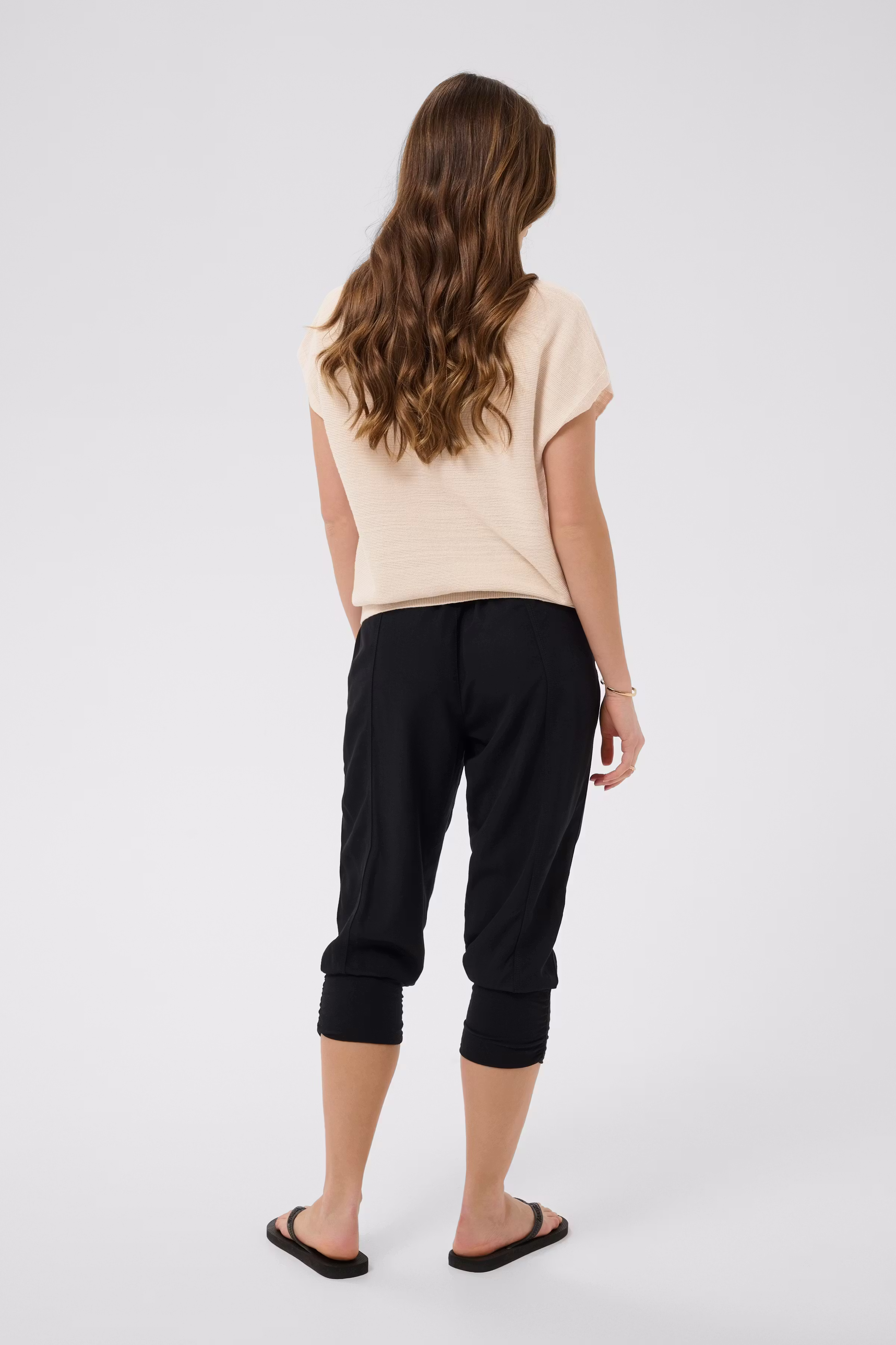 CREvisa Pullover LOOKBOOK BACK 10615018-130003