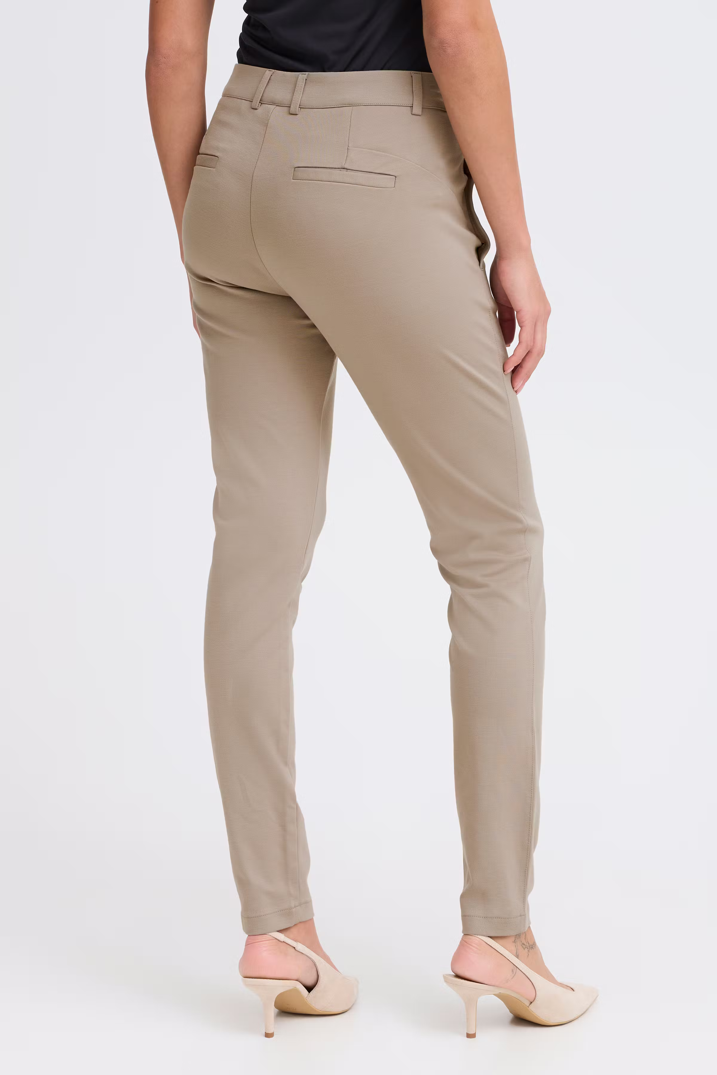 FRLANO Trousers LOOKBOOK BACK 20610830-181110