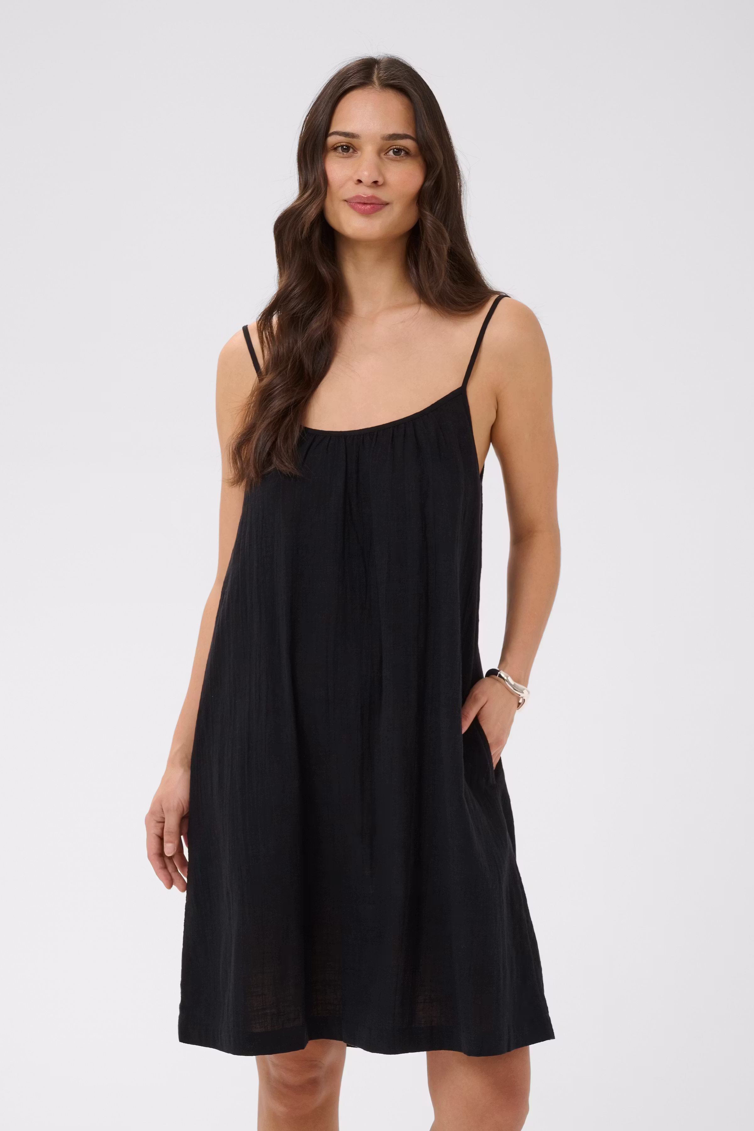 KApauline Kjole LOOKBOOK FRONT 10511723-100121