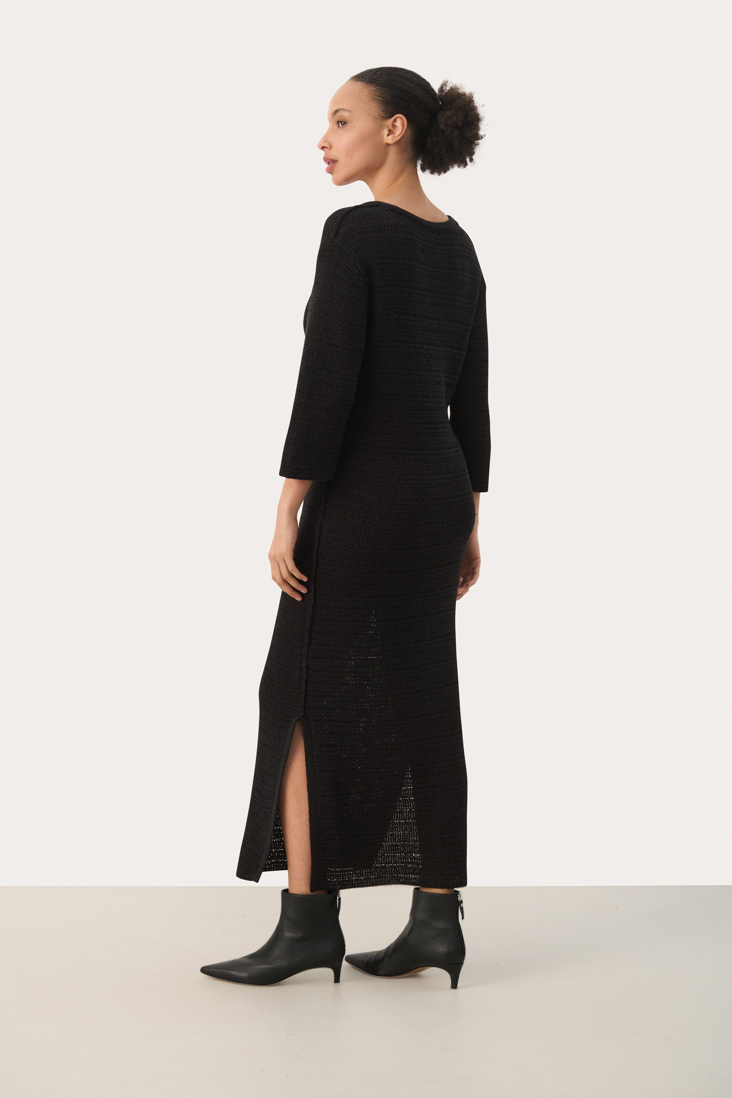 JoelinaPW Kleid LOOKBOOK BACK 30308815-194008