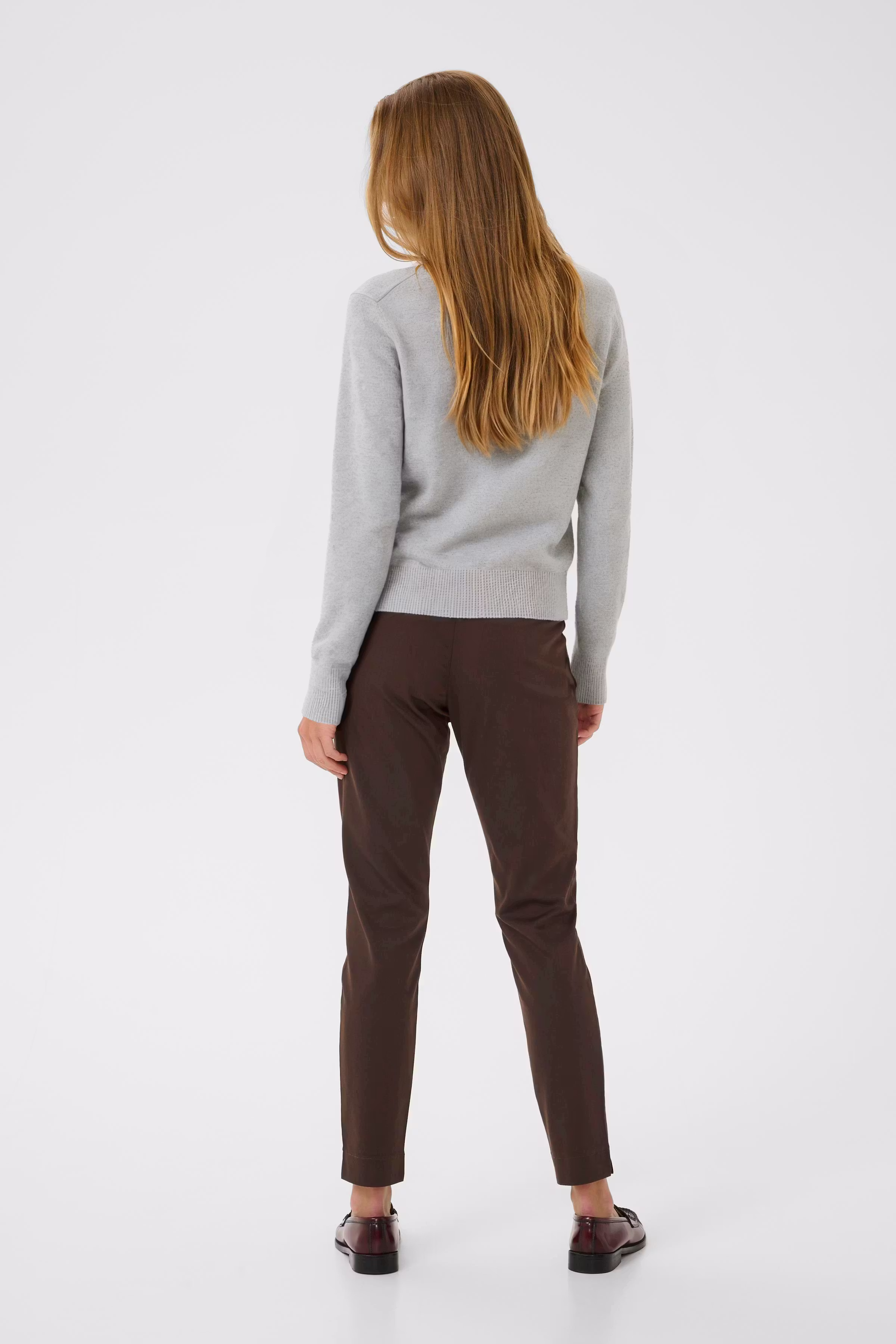 KAlea Hose LOOKBOOK BACK 10505191-191111