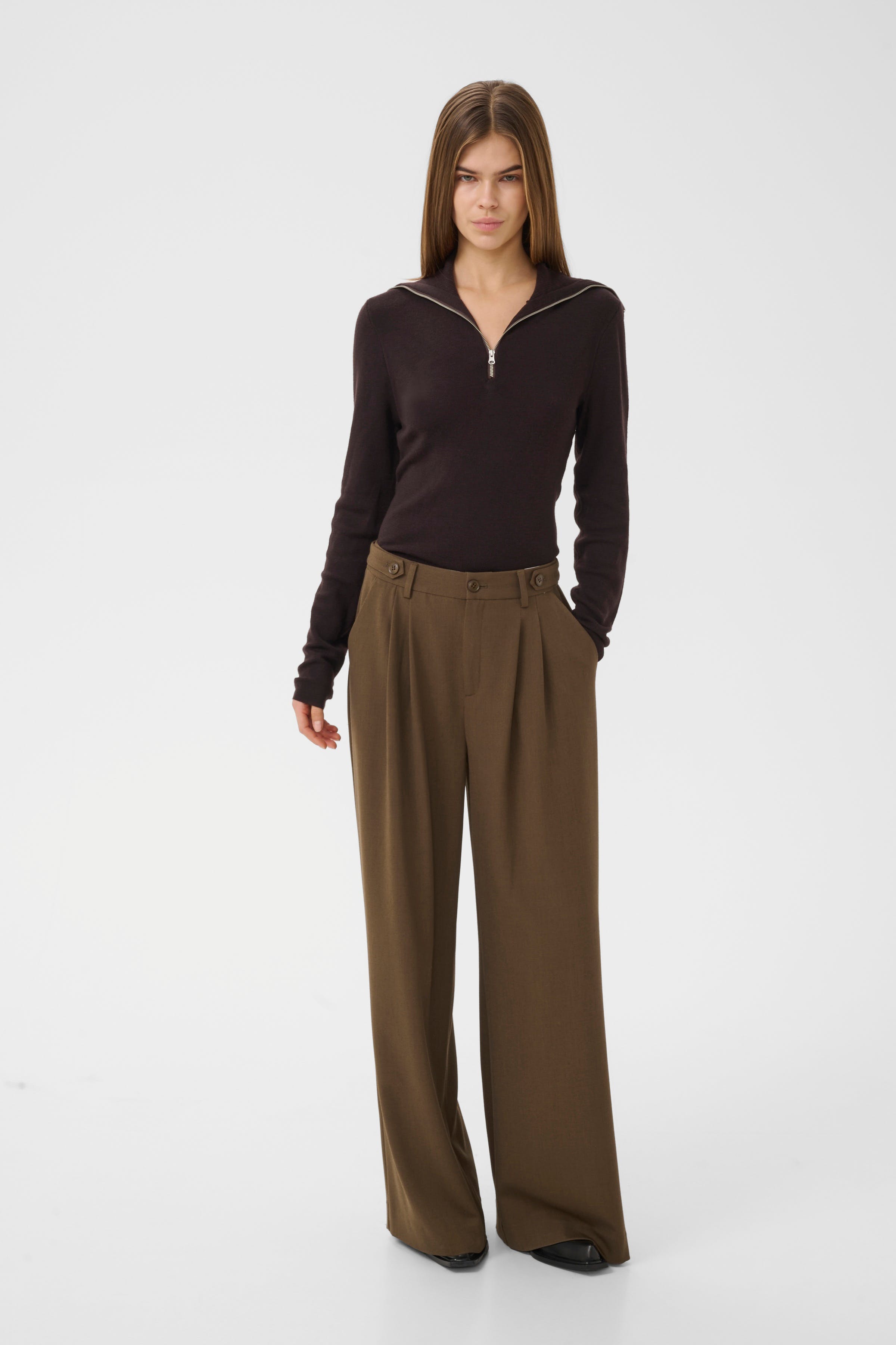 GZrosalie Pullover LOOKBOOK FRONT 10911657-191018