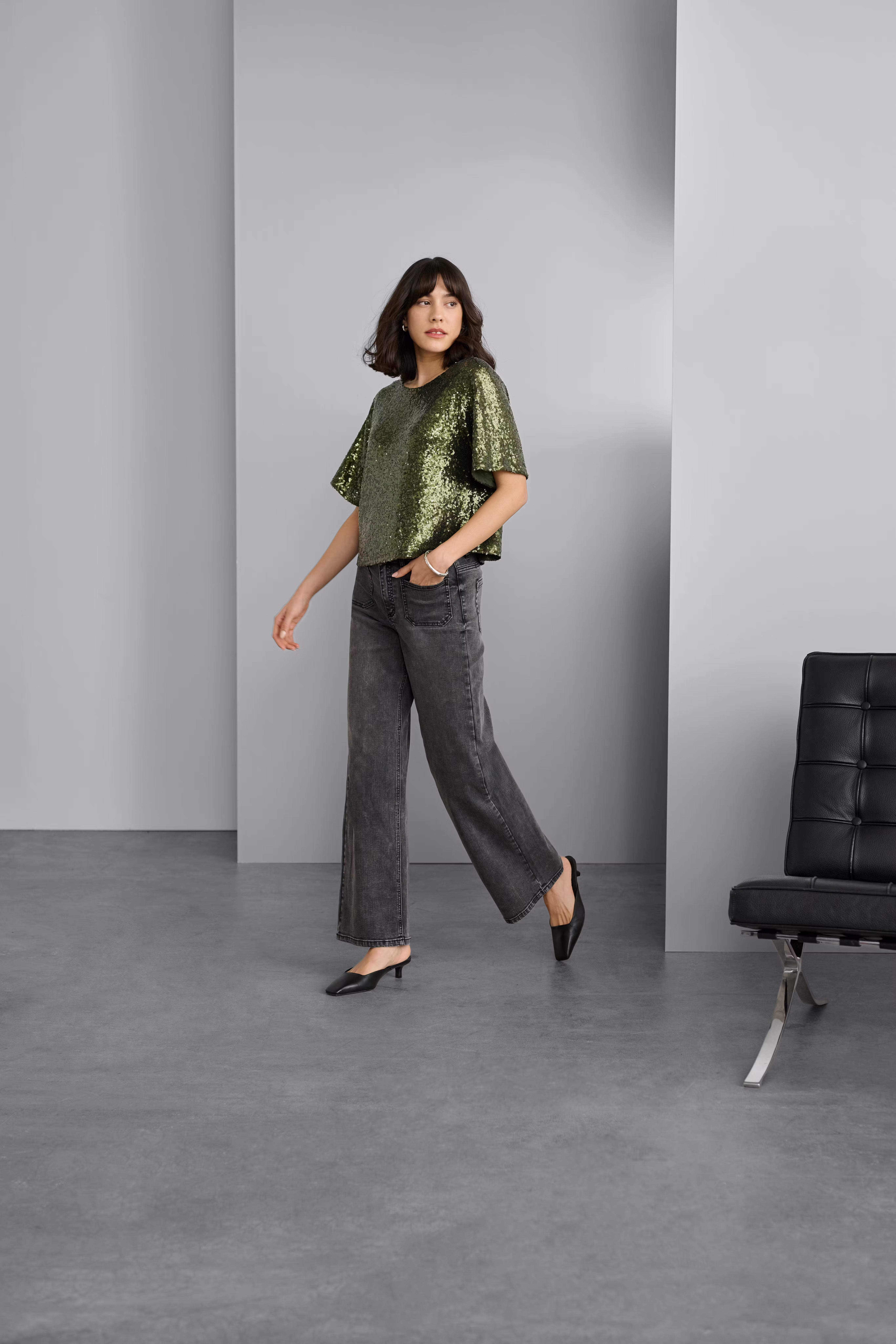 KAmiranda Blouse LOCATION NONE 10510898-190512