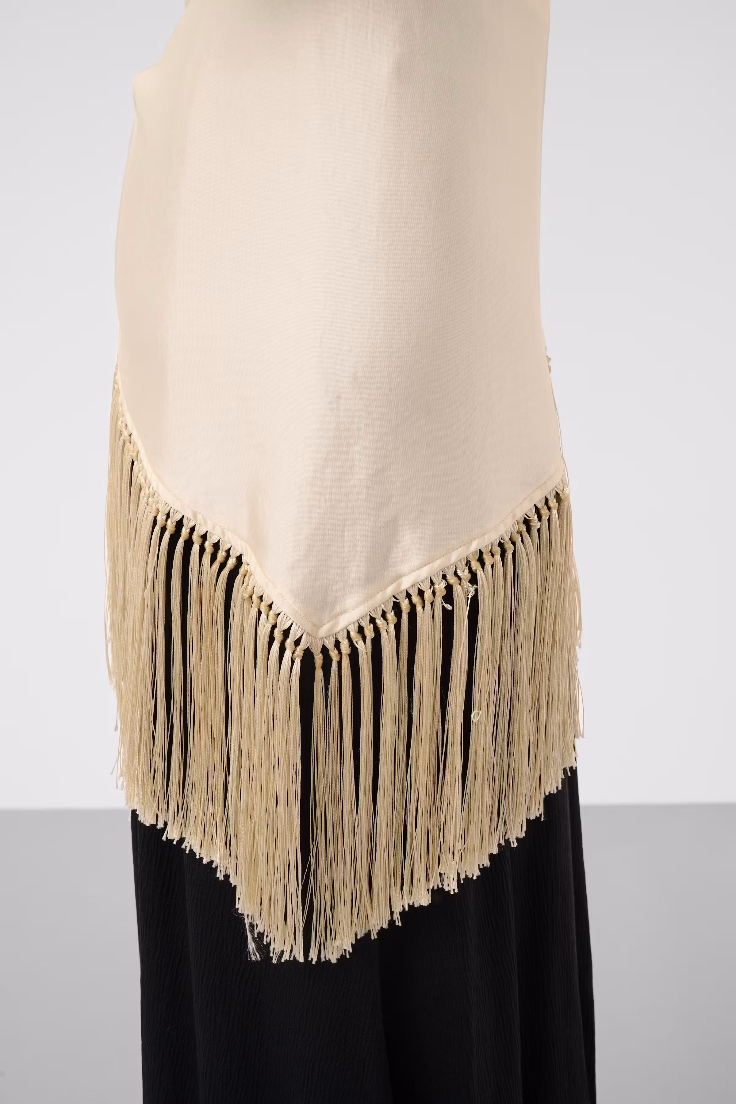 SLVerona Tuch LOOKBOOK DETAIL 30410050-110105
