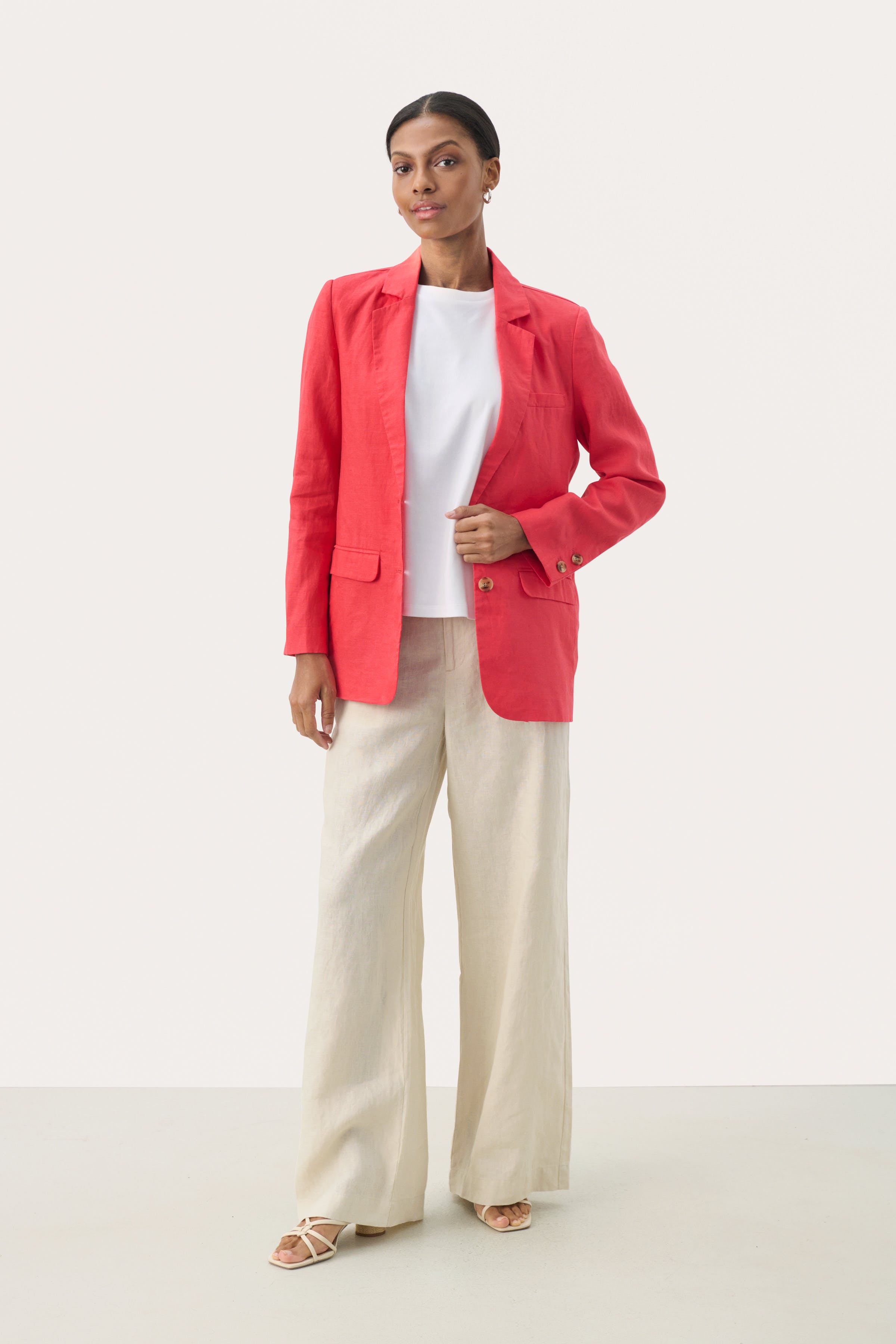 NyanPW Leinenblazer LOOKBOOK FRONT 30309561-171663