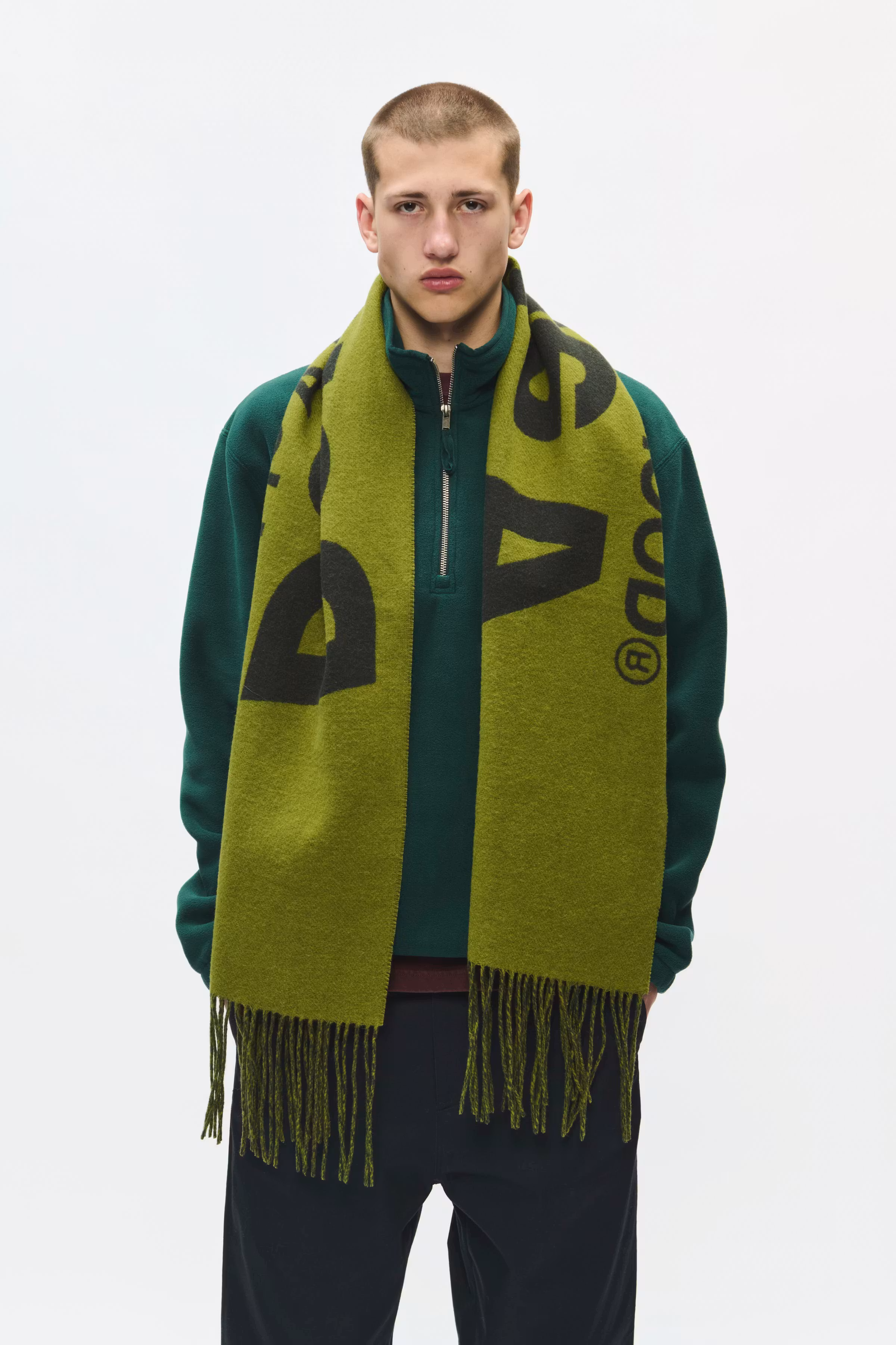 WWLeon italic Tuch LOOKBOOK DETAIL 30251817-194305