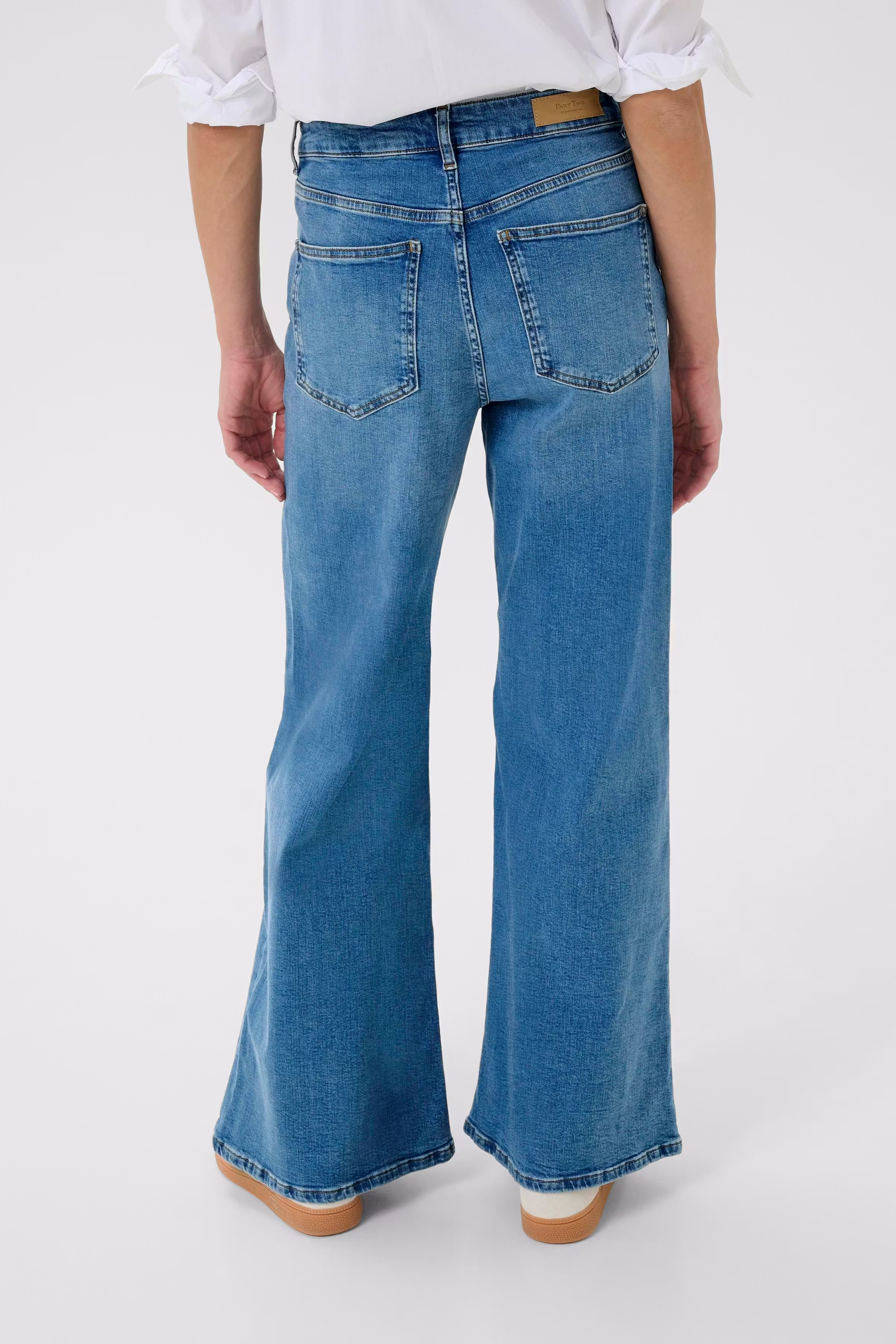 SafinaPW Jeans LOOKBOOK BACK 30309942-300156