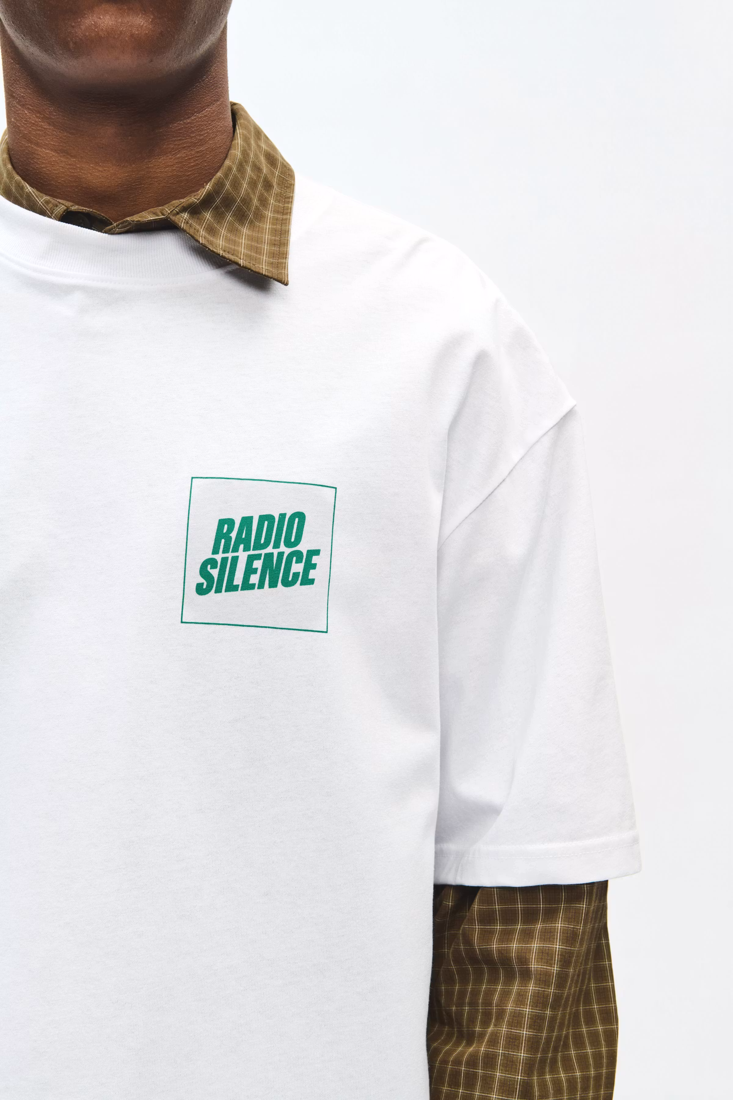 WWGary Radio T-shirt LOOKBOOK DETAIL 30252268-110601