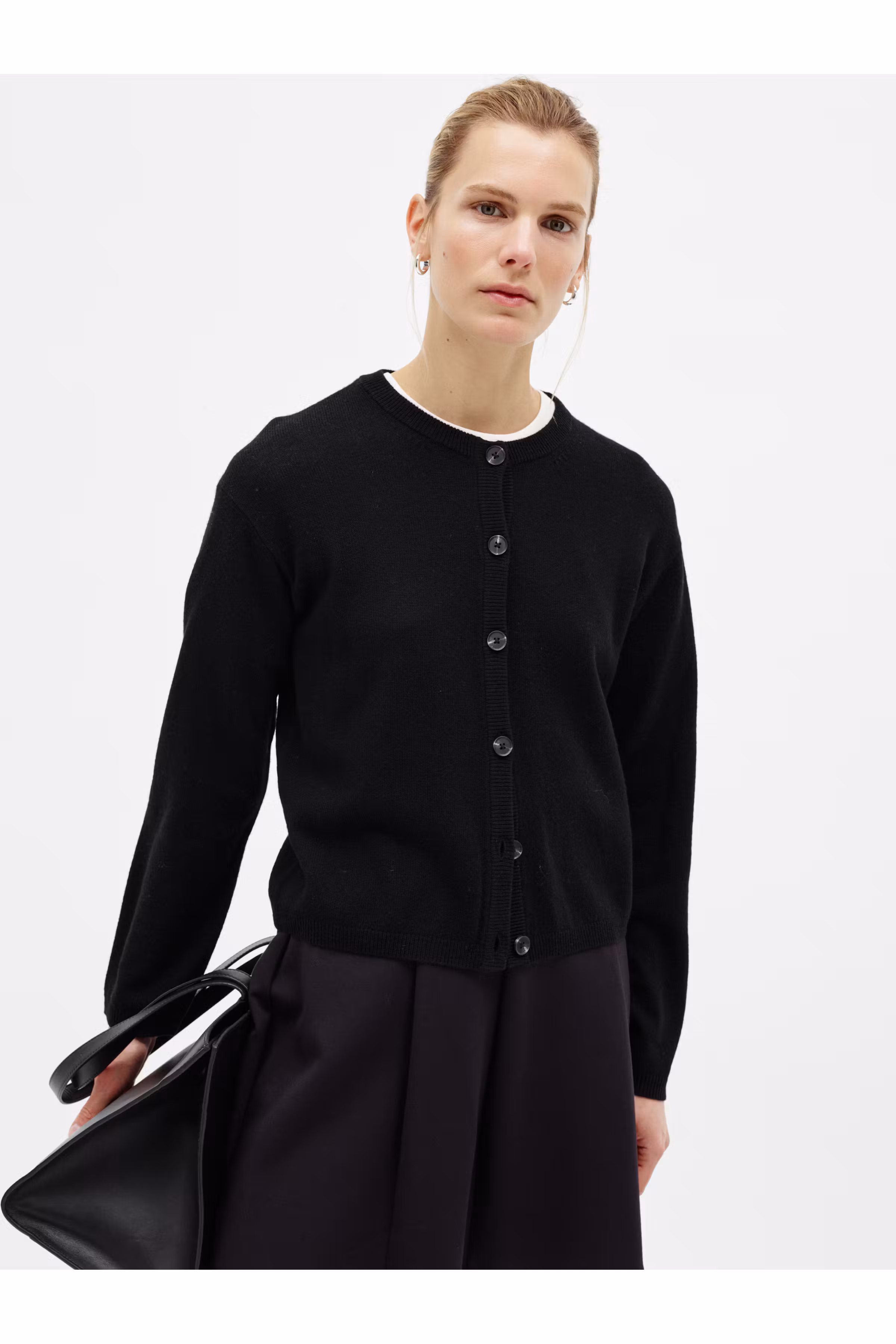 PEIIW Cardigan LOCATION NONE 30113251-194008
