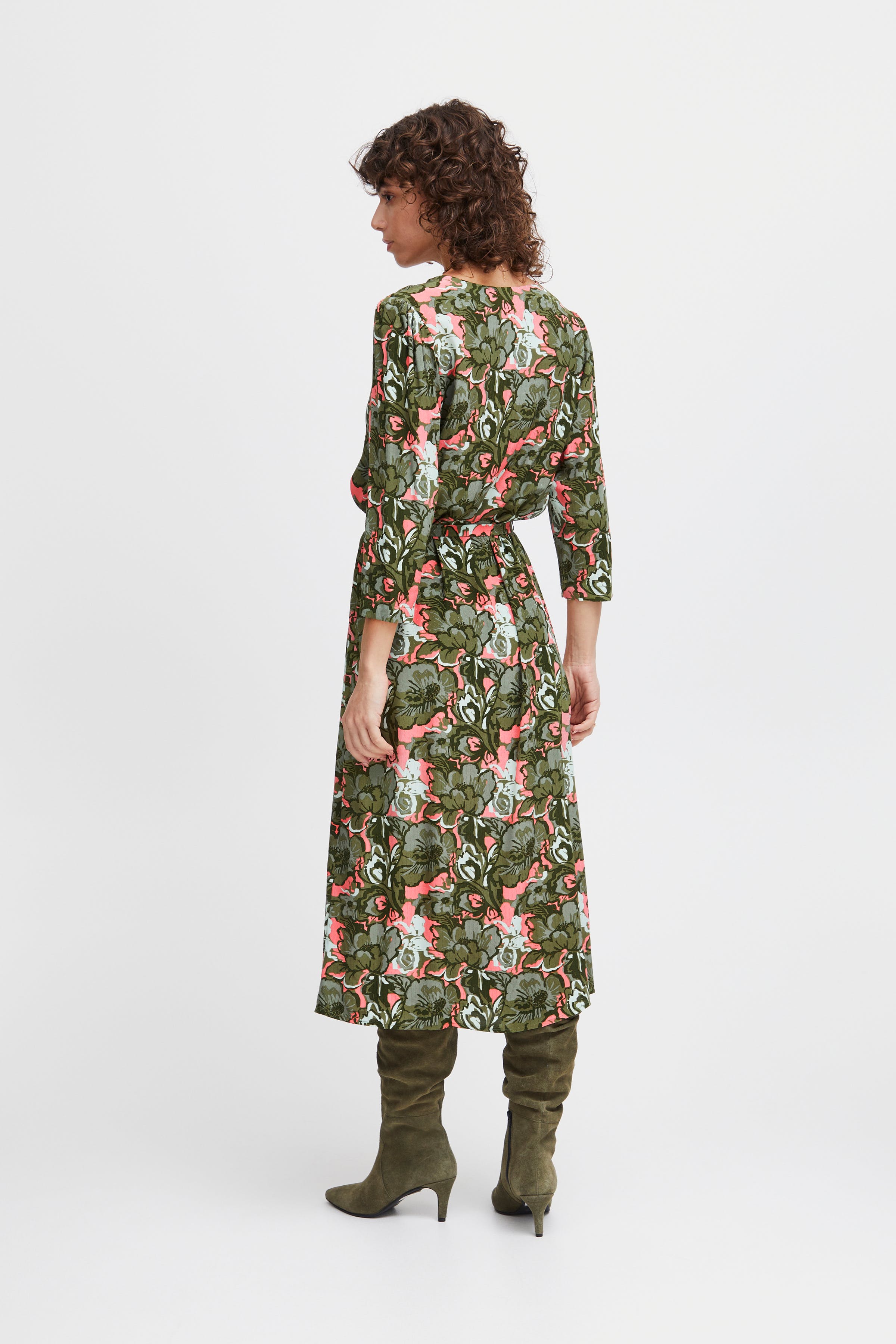 IRFARROW Kjole LOOKBOOK BACK 20119613-202406